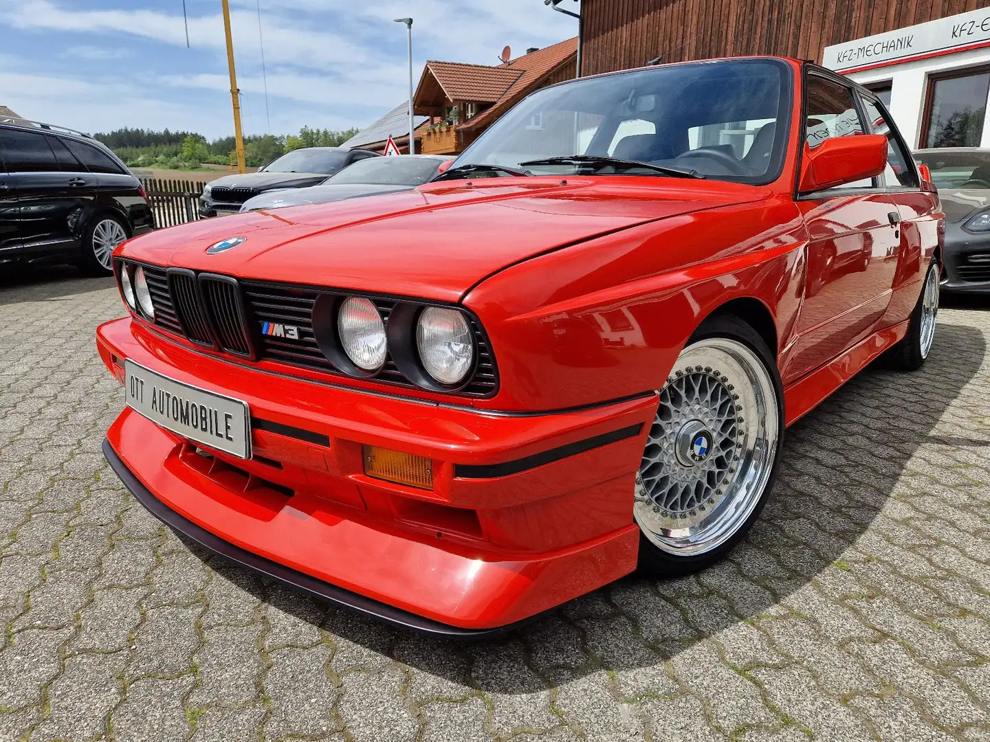 BMW M3 E30 M3 COUPE"TRAUMZUSTAND"RESTAURIERT, 229PS !!! Rosso - 1