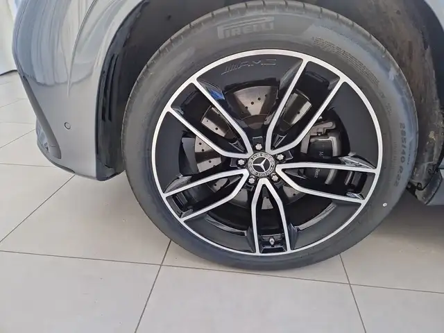 Mercedes-Benz GLE 450 d 4MATIC SpurW Winterp. HUD Standh. Ansicht 9