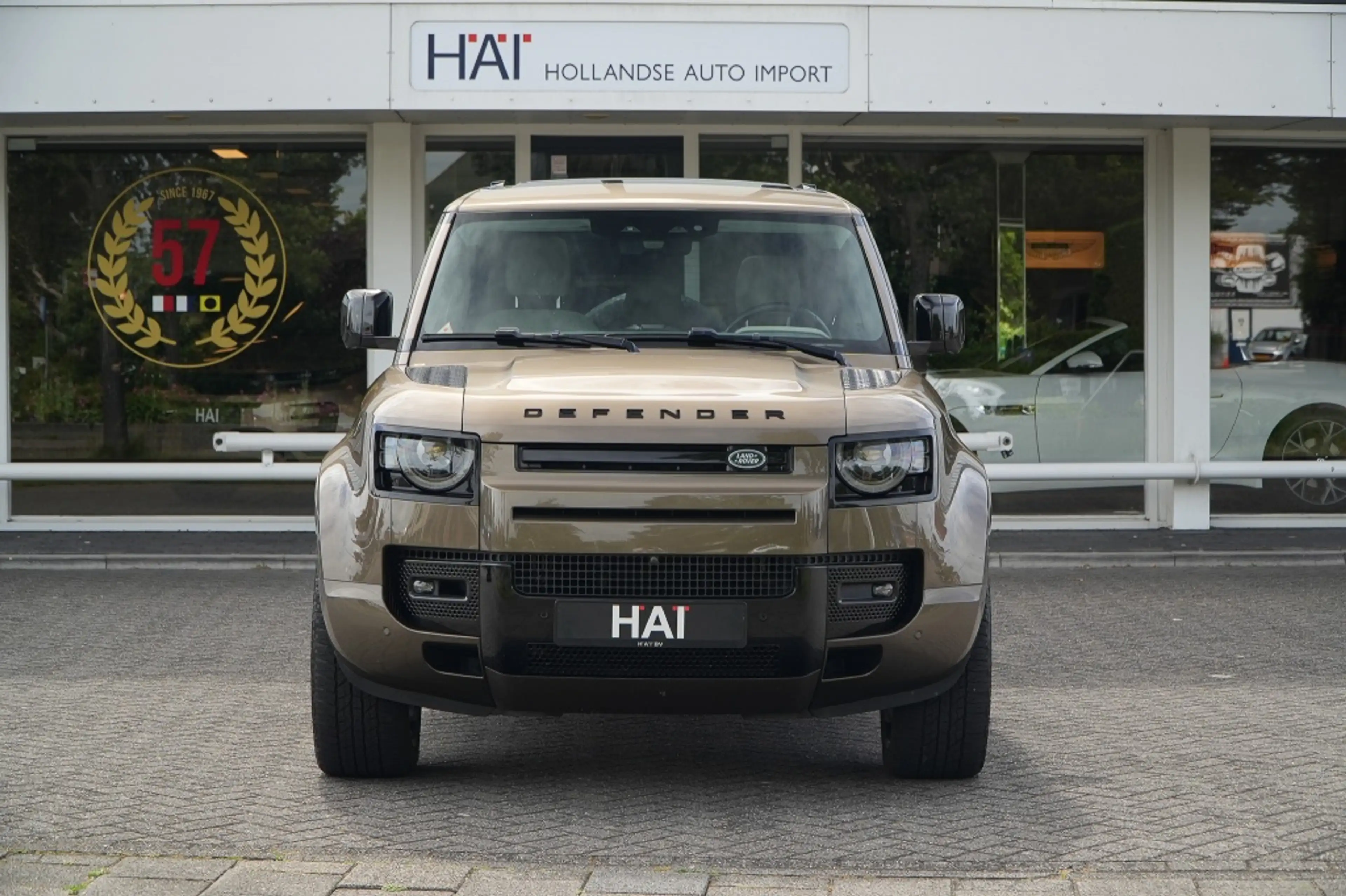 Land Rover Defender 110 2.0 P400e 110 XS Ed — photo 2
