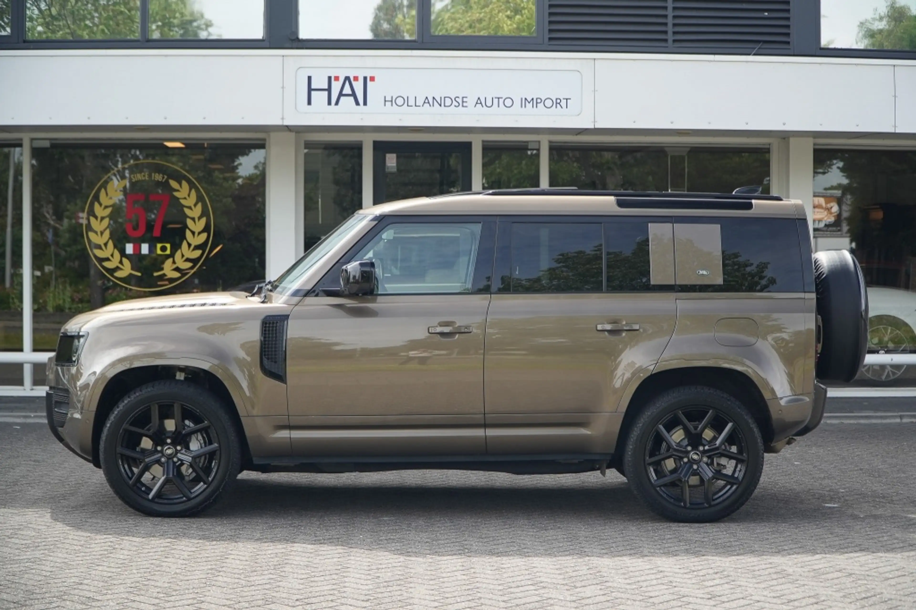 Land Rover Defender 110 2.0 P400e 110 XS Ed — photo 7