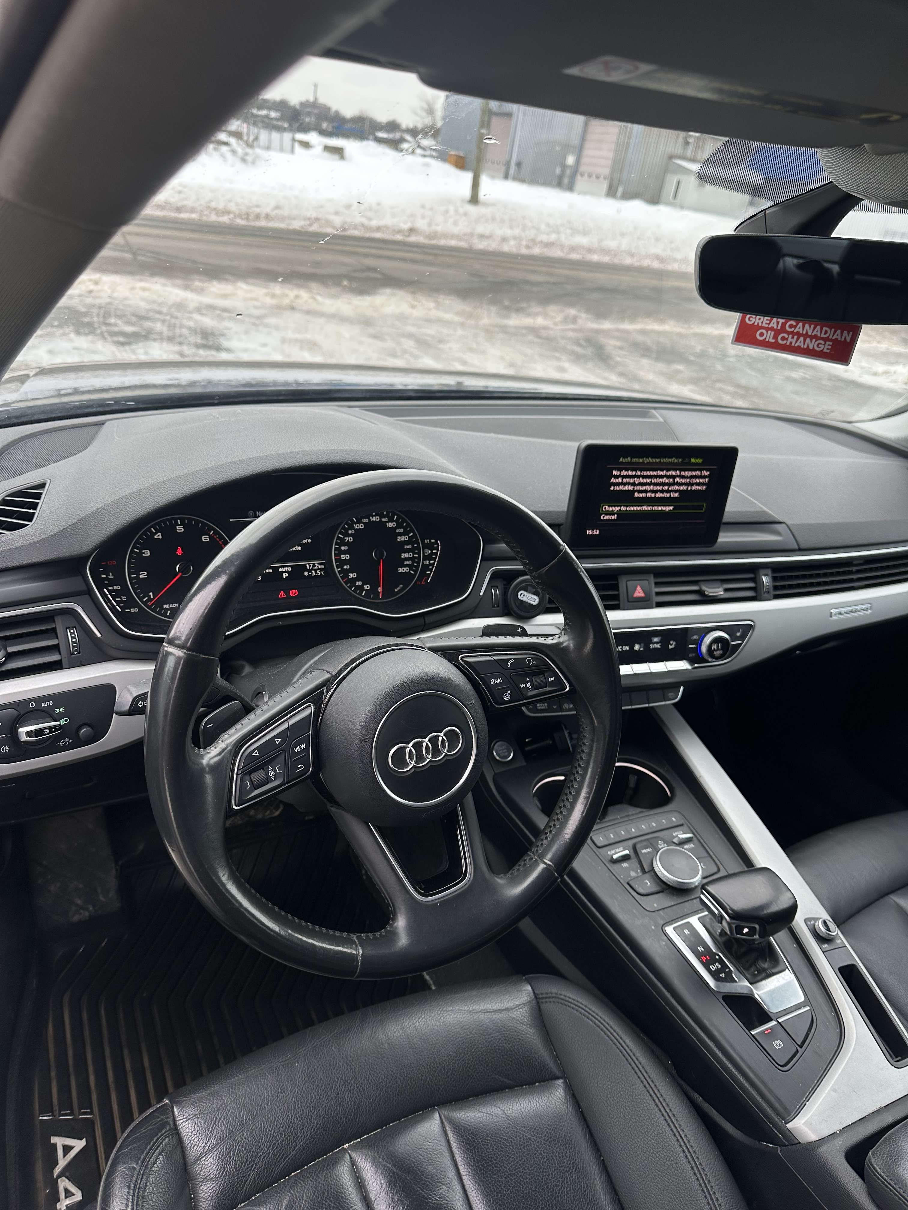 2017 Audi A4 4dr Sdn Auto Komfort quattro alt 5