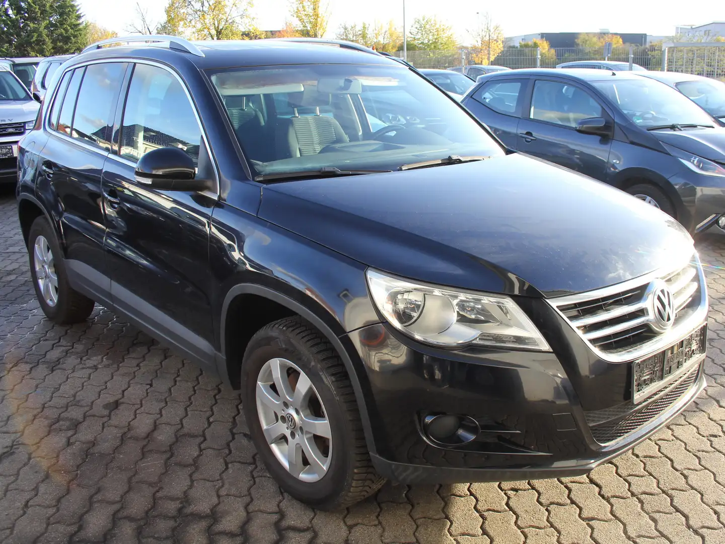 Volkswagen Tiguan Sport 1.4 Panorama Schwarz - 1