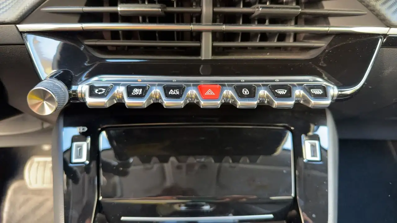 Peugeot 2008 2008 — photo 28
