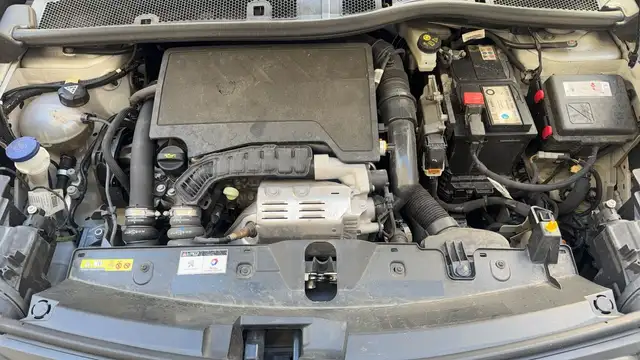 Peugeot 2008 view 15