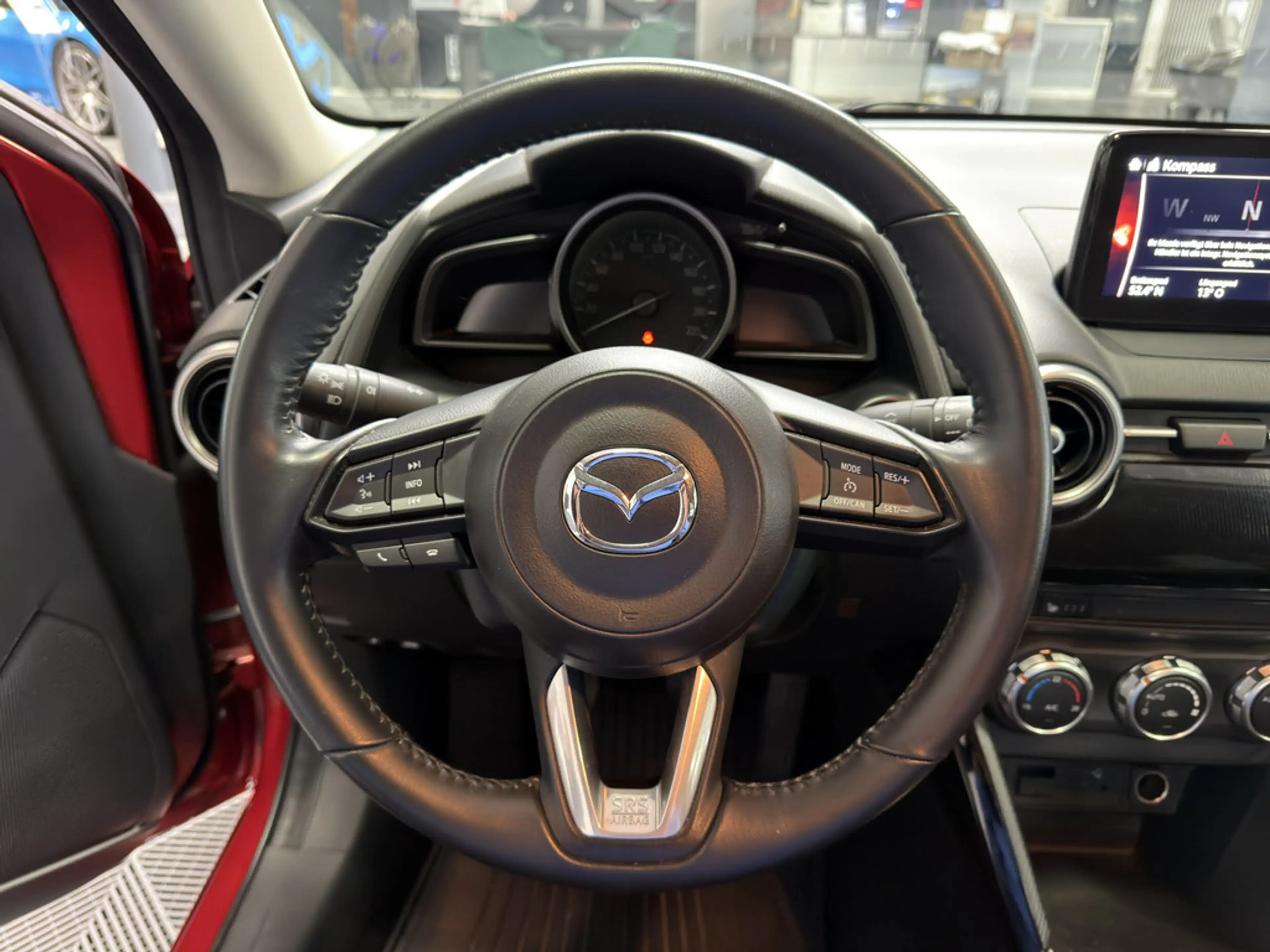 Mazda 2 Lim. 1.5 Kizoku PDC SHZ KAMERA FACEL. LED — photo 21