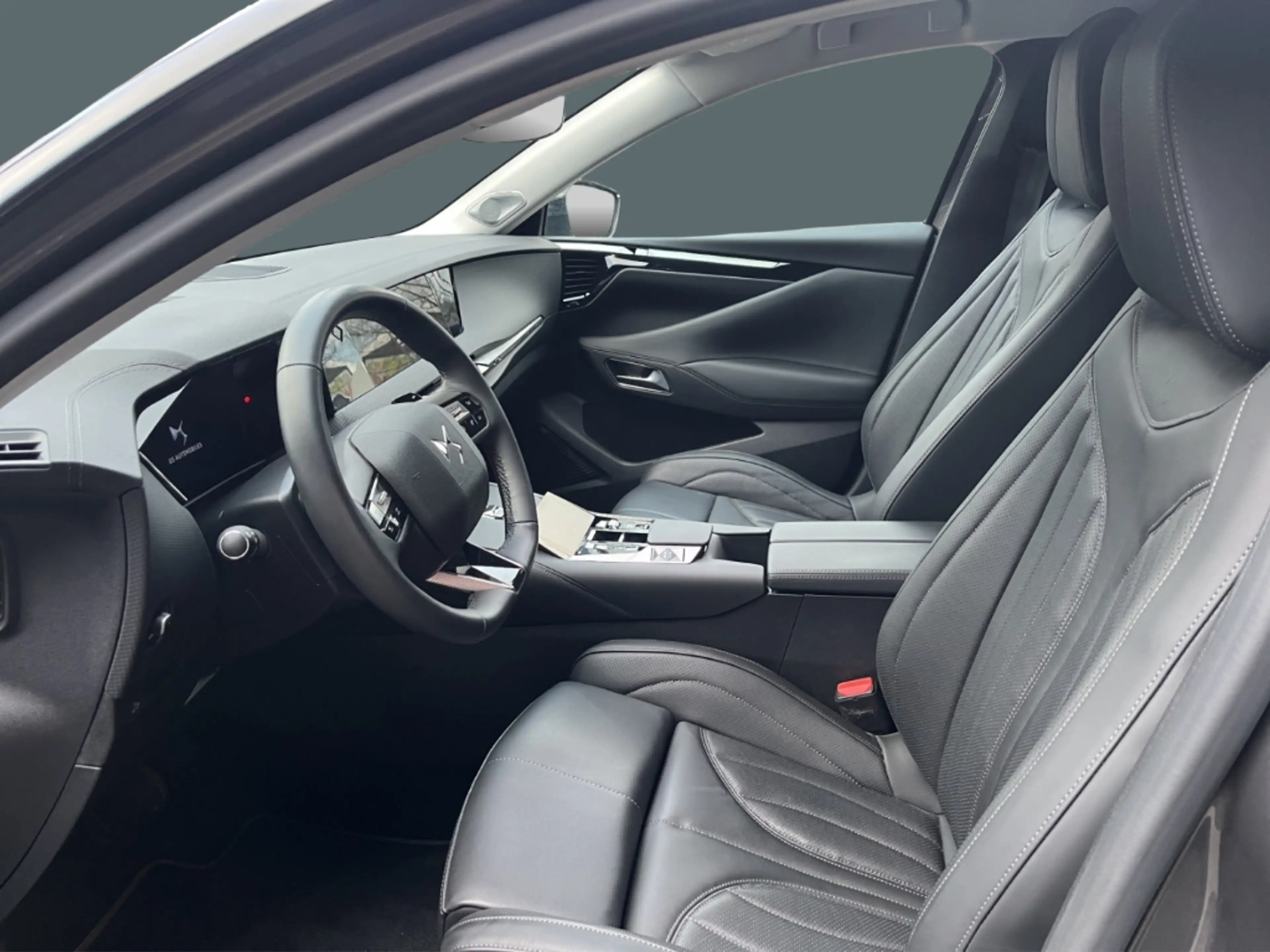 DS Automobiles DS 4 Rivoli HUD El. Panodach Navi Leder 360 Kamera Mass — photo 9