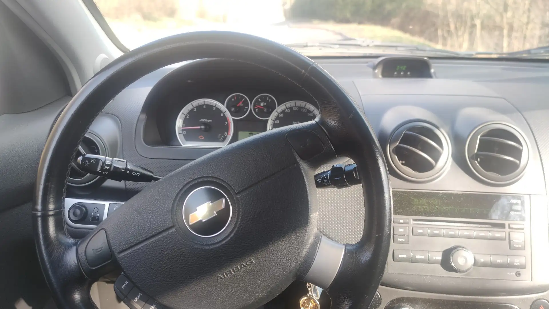 Chevrolet Aveo 1.4 16V LT - 2