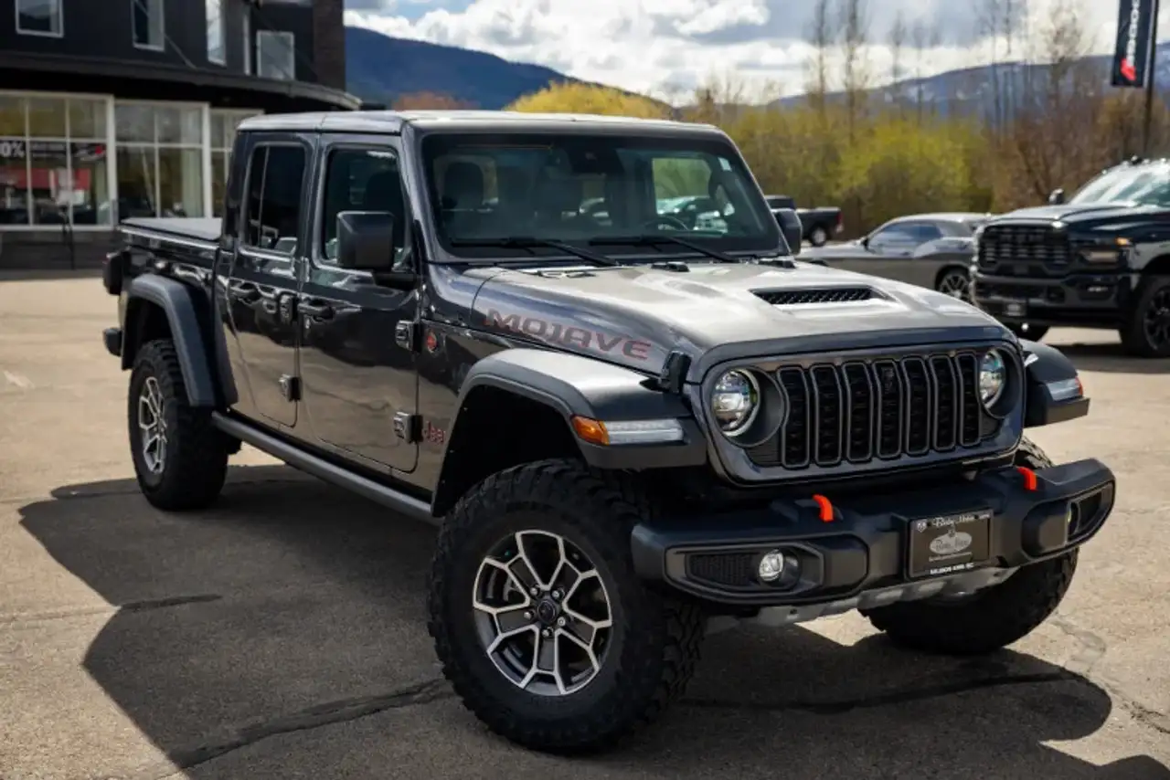 Jeep Gladiator снимка Jeep Gladiator