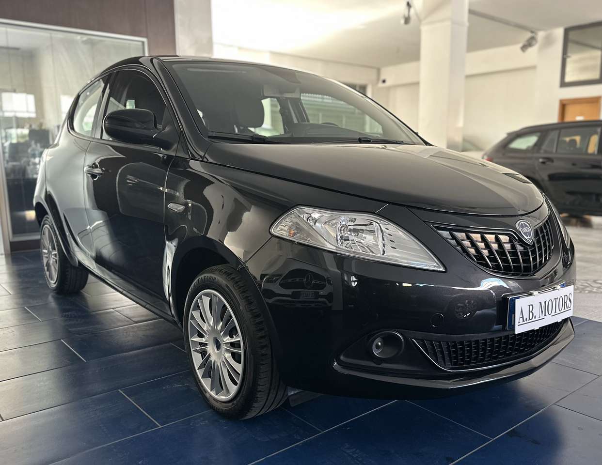Lancia Ypsilon Ypsilon  1.0 firefly hybrid Silver s