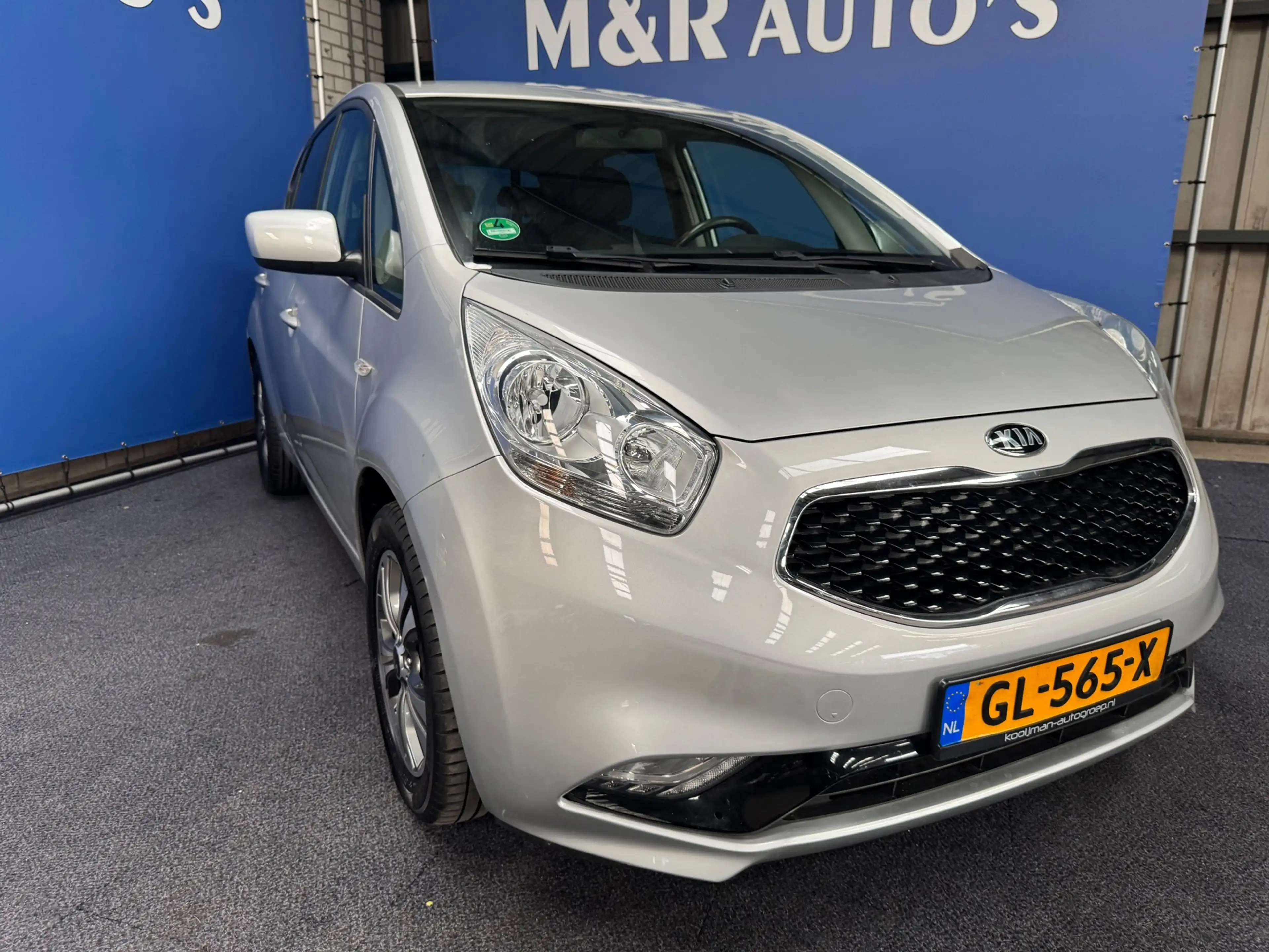 Kia Venga 1.6 CVVT DynamicLine Automaat met Nieuwe APK — photo 2