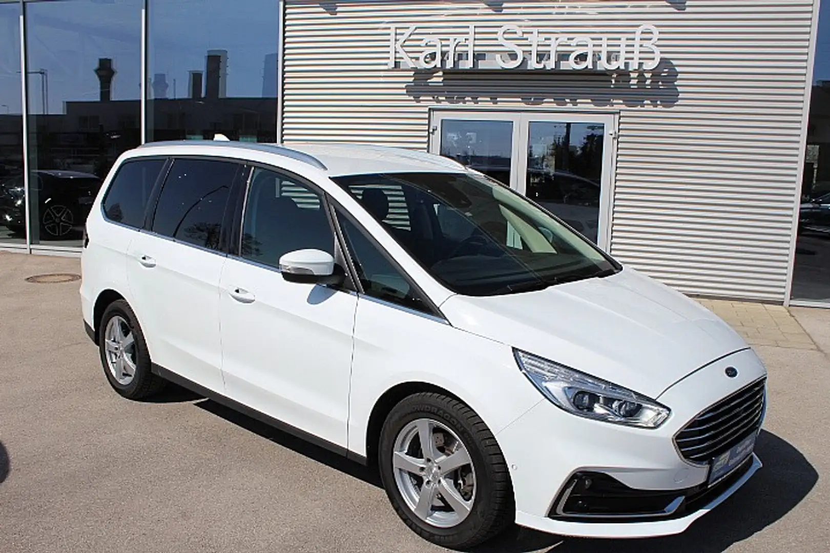 Ford Galaxy 2,0 EcoBlue SCR Titanium Aut. Blanc - 1