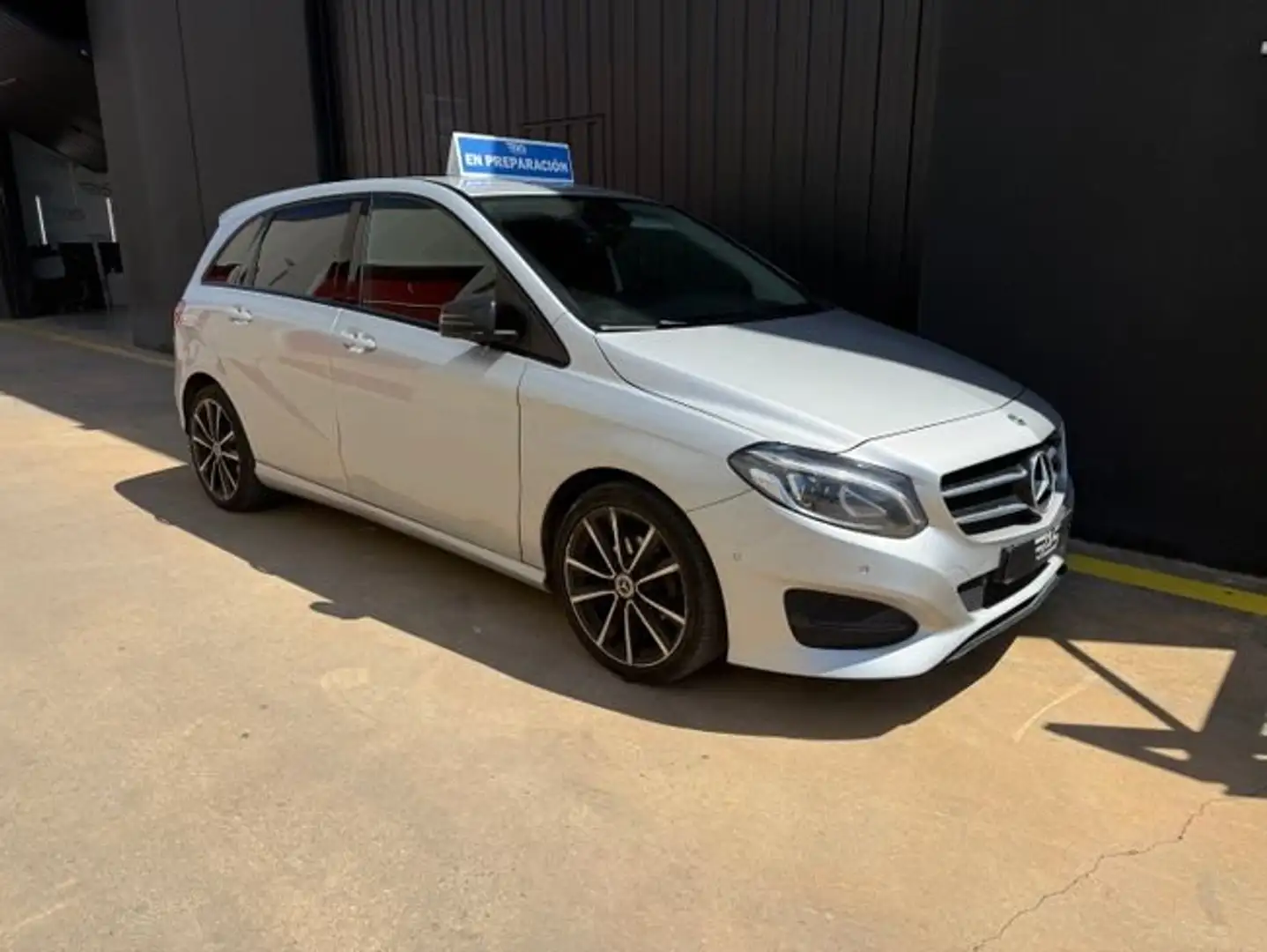 Mercedes-Benz B 180 180CDI Autotronic Gris - 1
