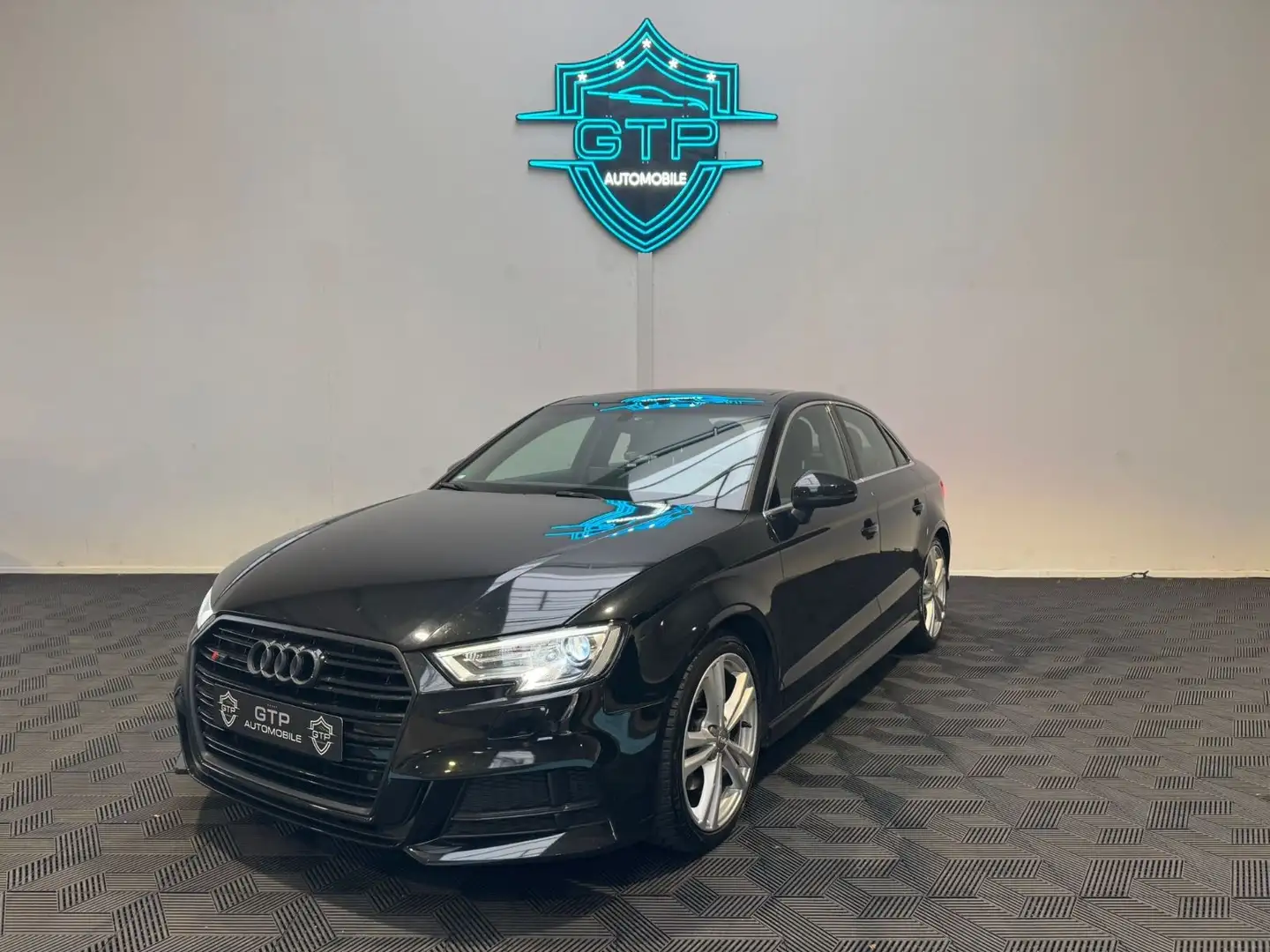 Audi A3 2.9 TFSI S tronic quattro sport *S-line*Pano* Noir - 1
