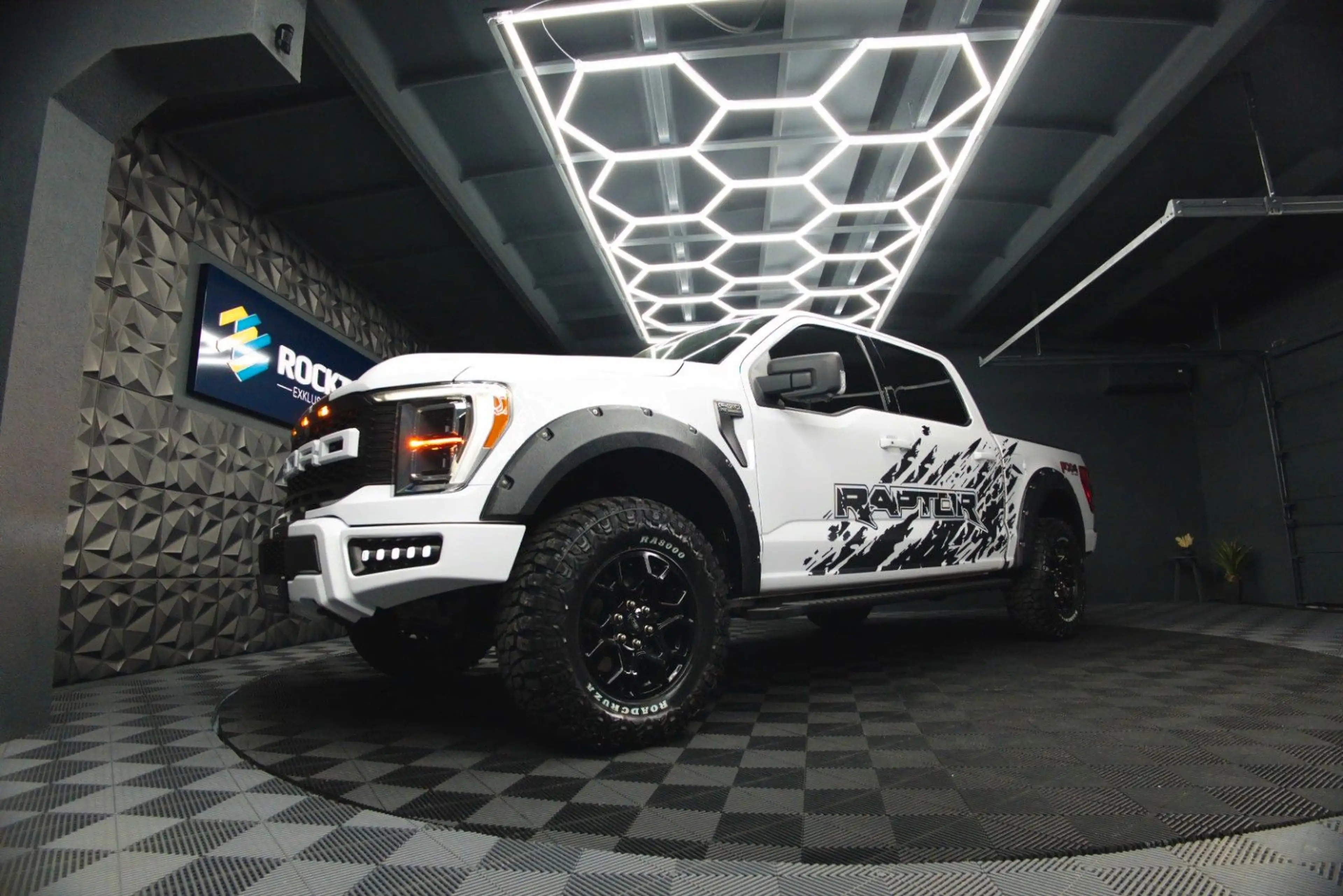 Ford F 150 F150 5.0L V8 4x4 Offroad SuperCrew RAPTOR 19% — photo 3