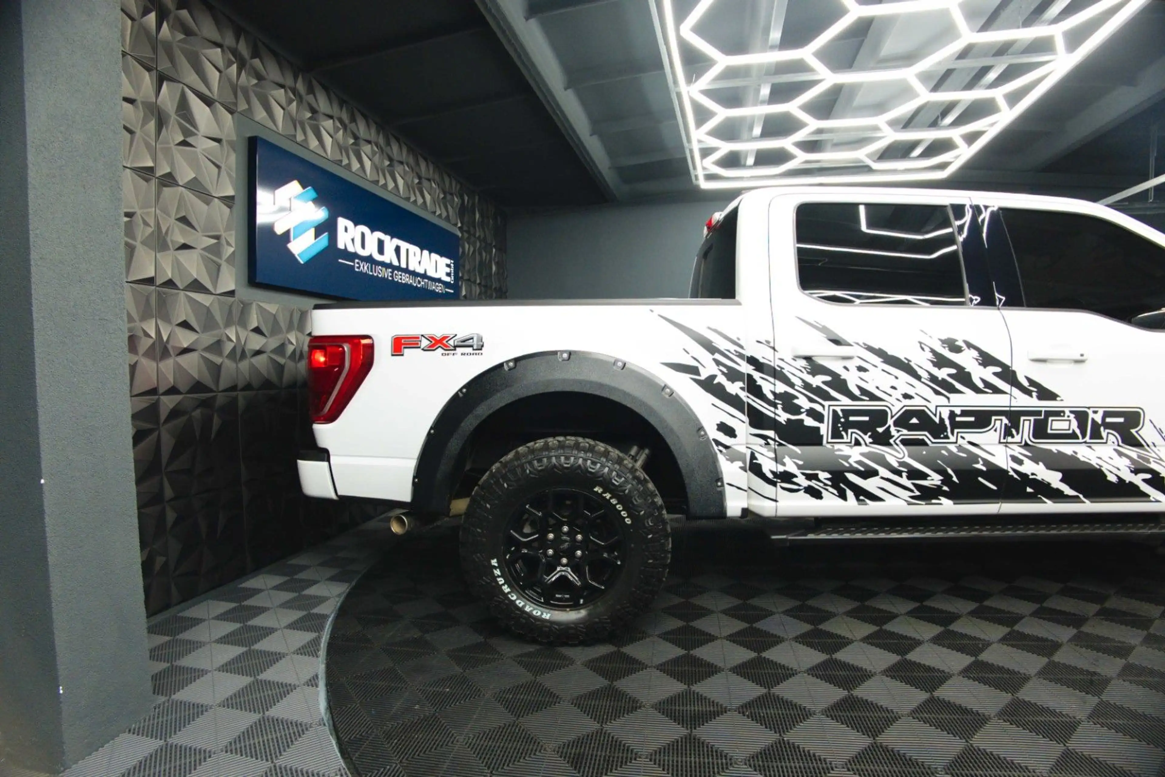 Ford F 150 F150 5.0L V8 4x4 Offroad SuperCrew RAPTOR 19% — photo 8