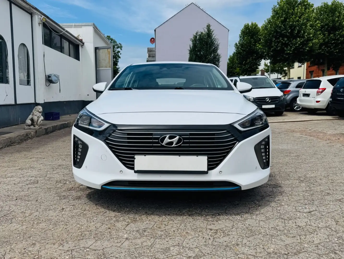 Hyundai IONIQ Premium Hybrid 1.Hand Navi Kamera Leder SH Blanco - 2