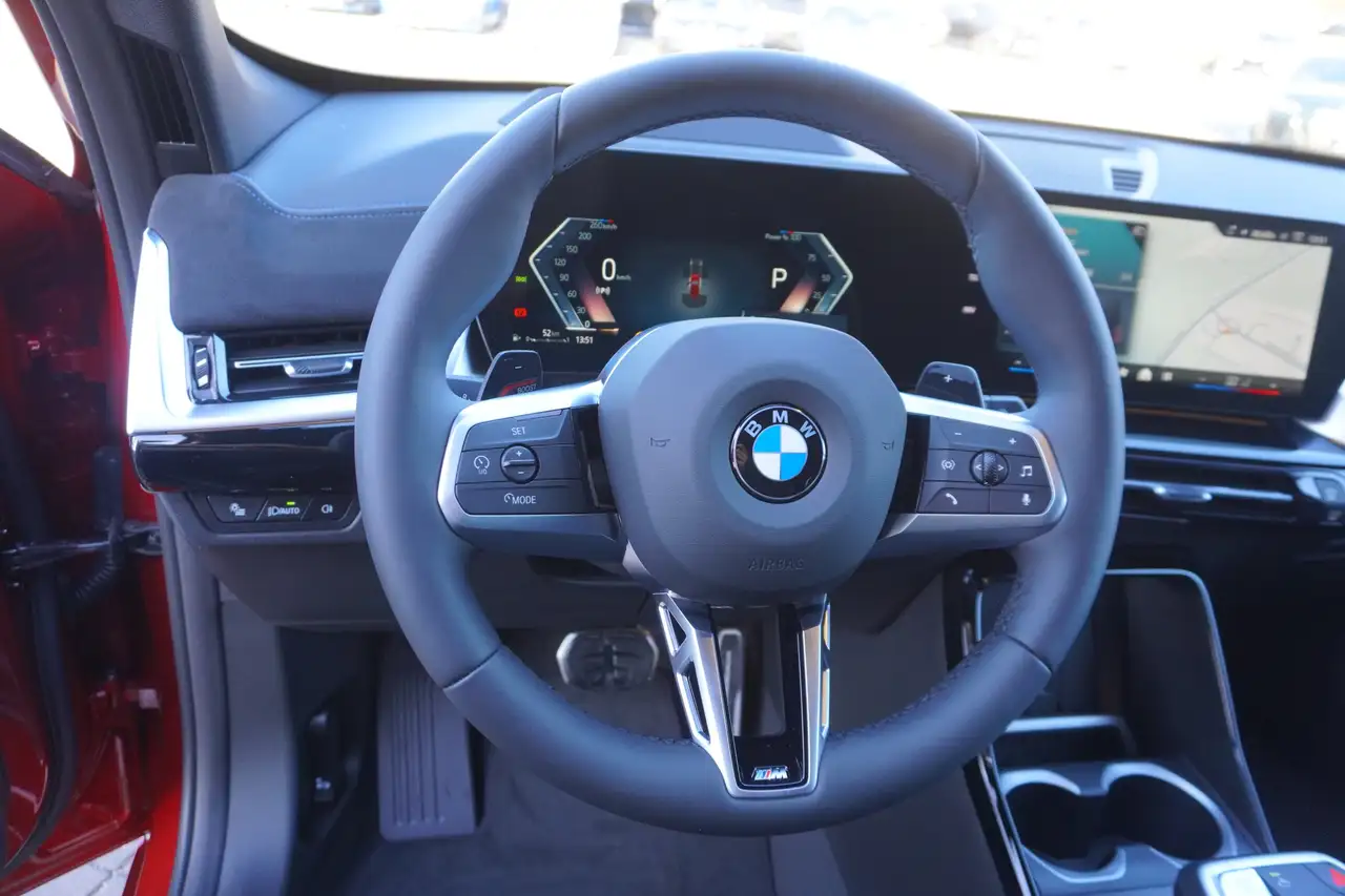 BMW X1 sDrive20i M Sport AHK HeadUp 360Kamera ACC Sportsi 8