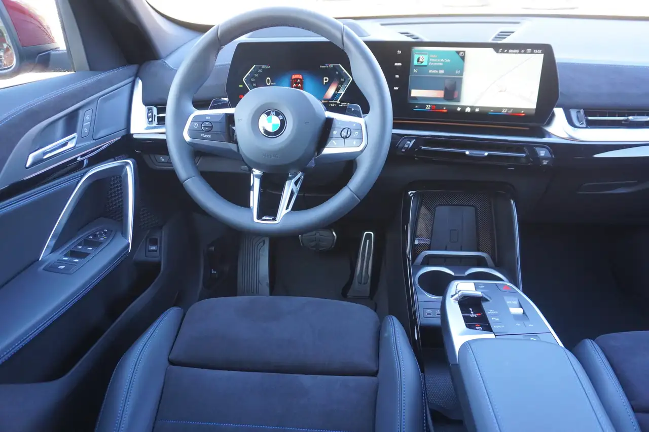 BMW X1 sDrive20i M Sport AHK HeadUp 360Kamera ACC Sportsi 7