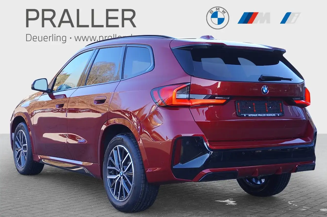 BMW X1 sDrive20i M Sport AHK HeadUp 360Kamera ACC Sportsi 4