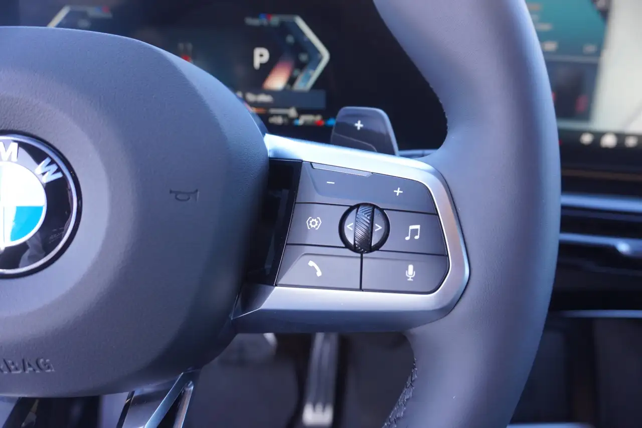 BMW X1 sDrive20i M Sport AHK HeadUp 360Kamera ACC Sportsi 10