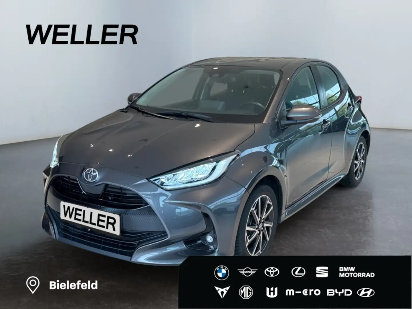 Toyota Yaris 1.5 Team D *LED*CarPlay*RCam*ACC*Spurhalte* Grau - 1