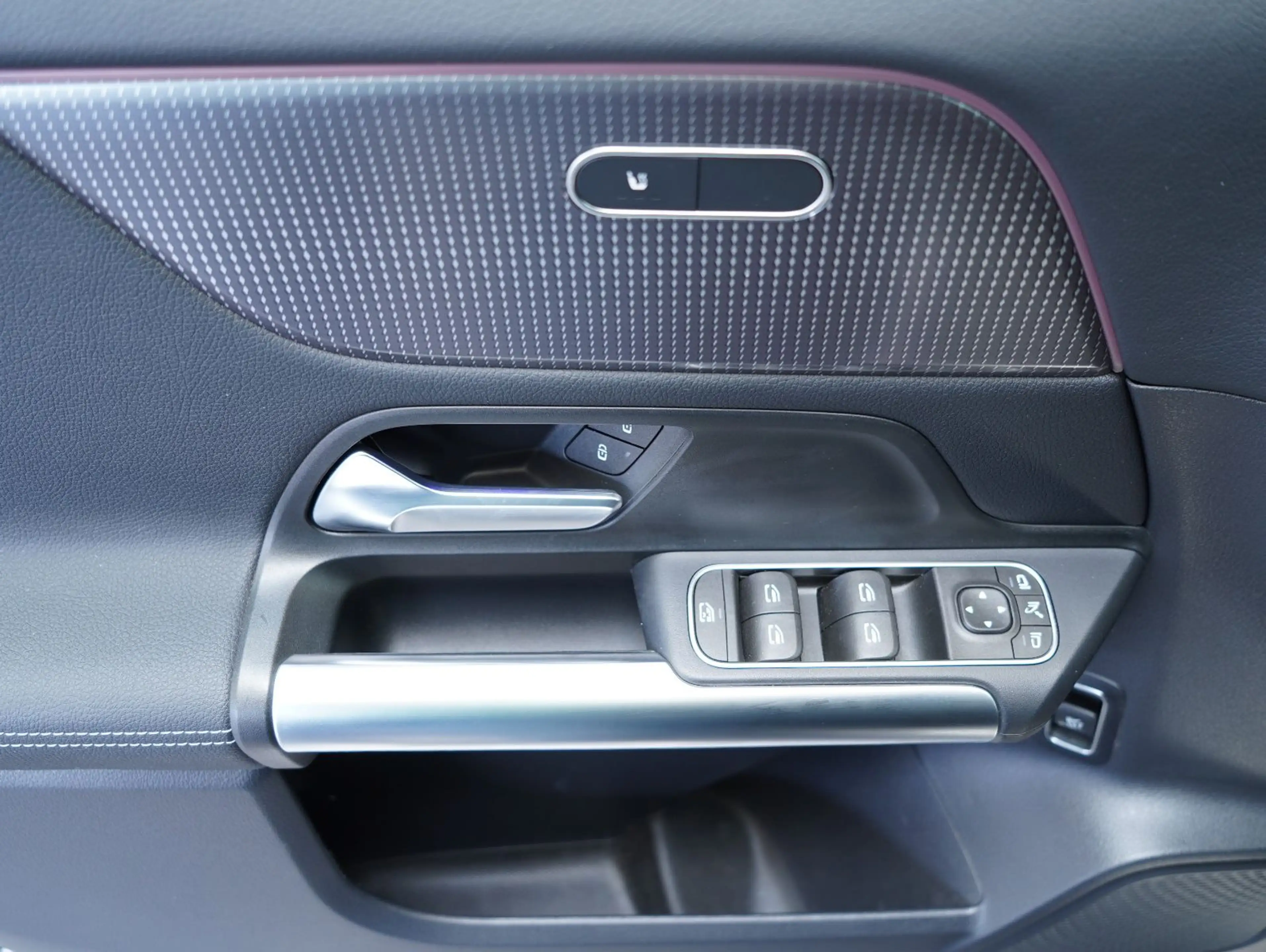 Mercedes-Benz EQA 250 Progressive AC/DC/WIDESCREEN/KAMERA/SOH — photo 9