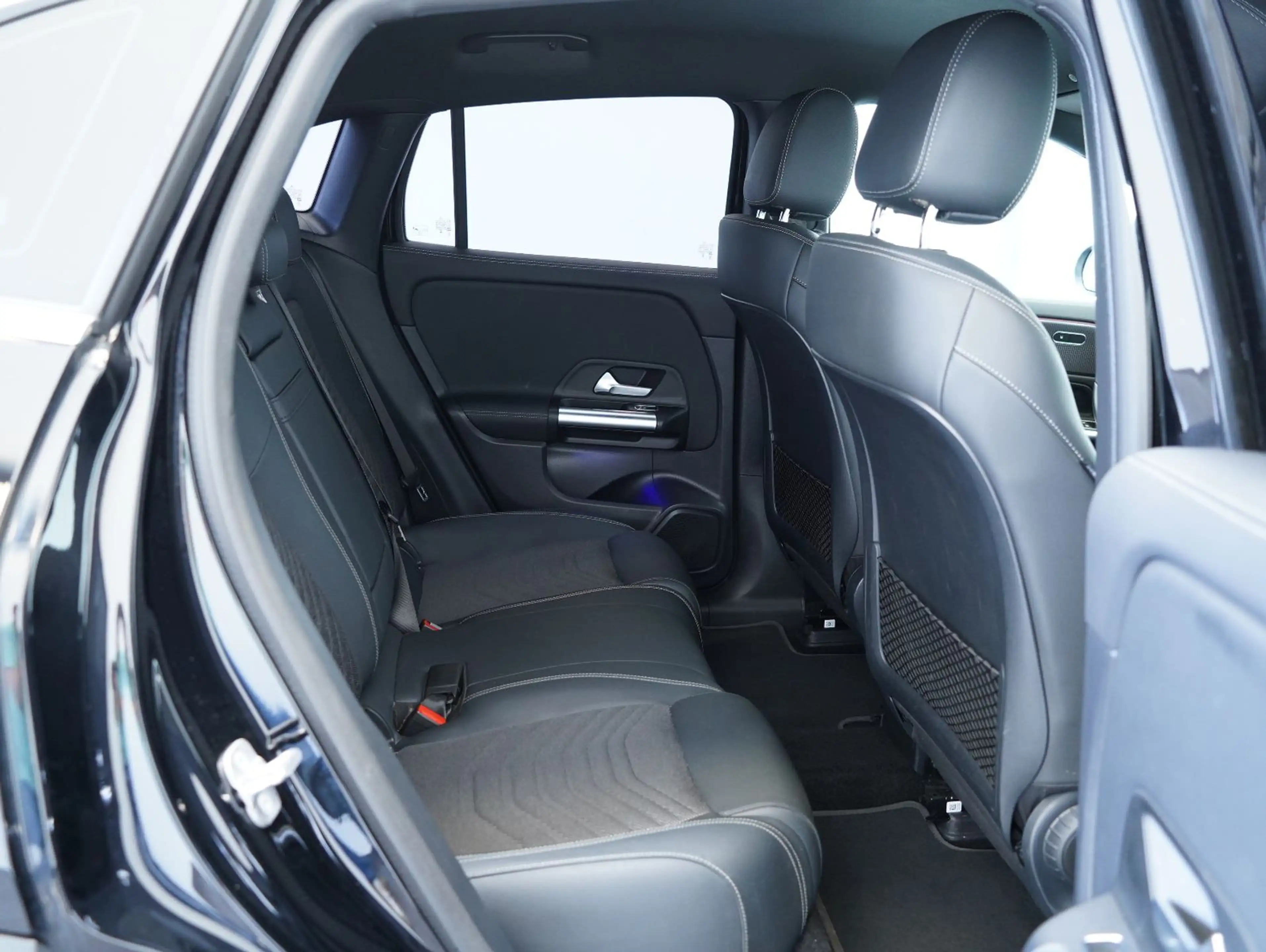 Mercedes-Benz EQA 250 Progressive AC/DC/WIDESCREEN/KAMERA/SOH — photo 15