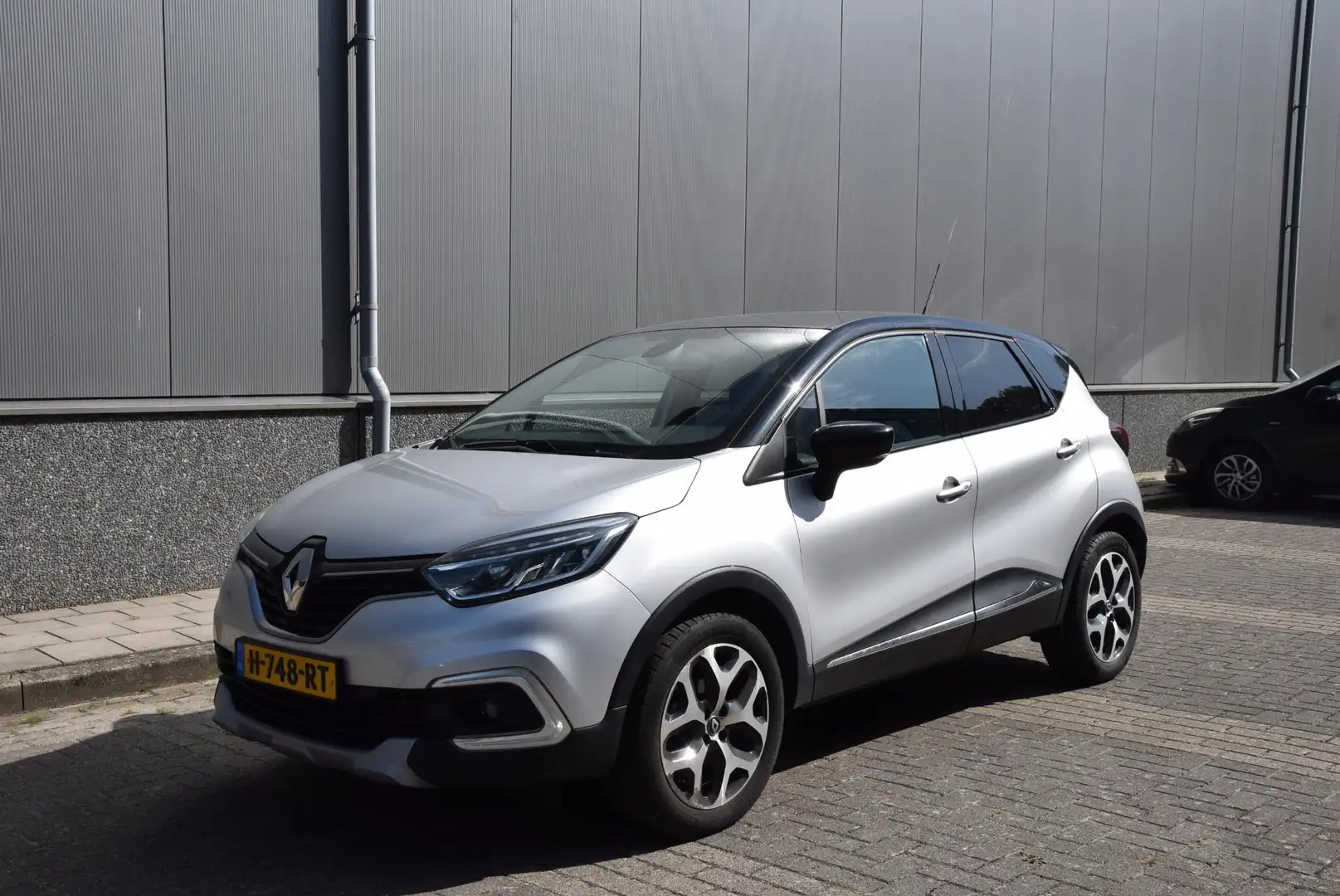 Renault Captur 0.9 TCe Intens | Parkeersensoren | Volledig onderh Gris - 2