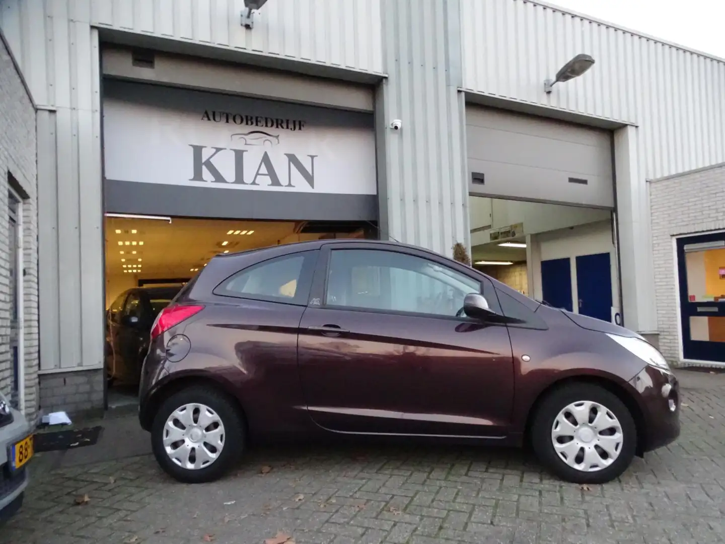 Ford Ka/Ka+ 1.2 Cool & Sound start/stop Braun - 2