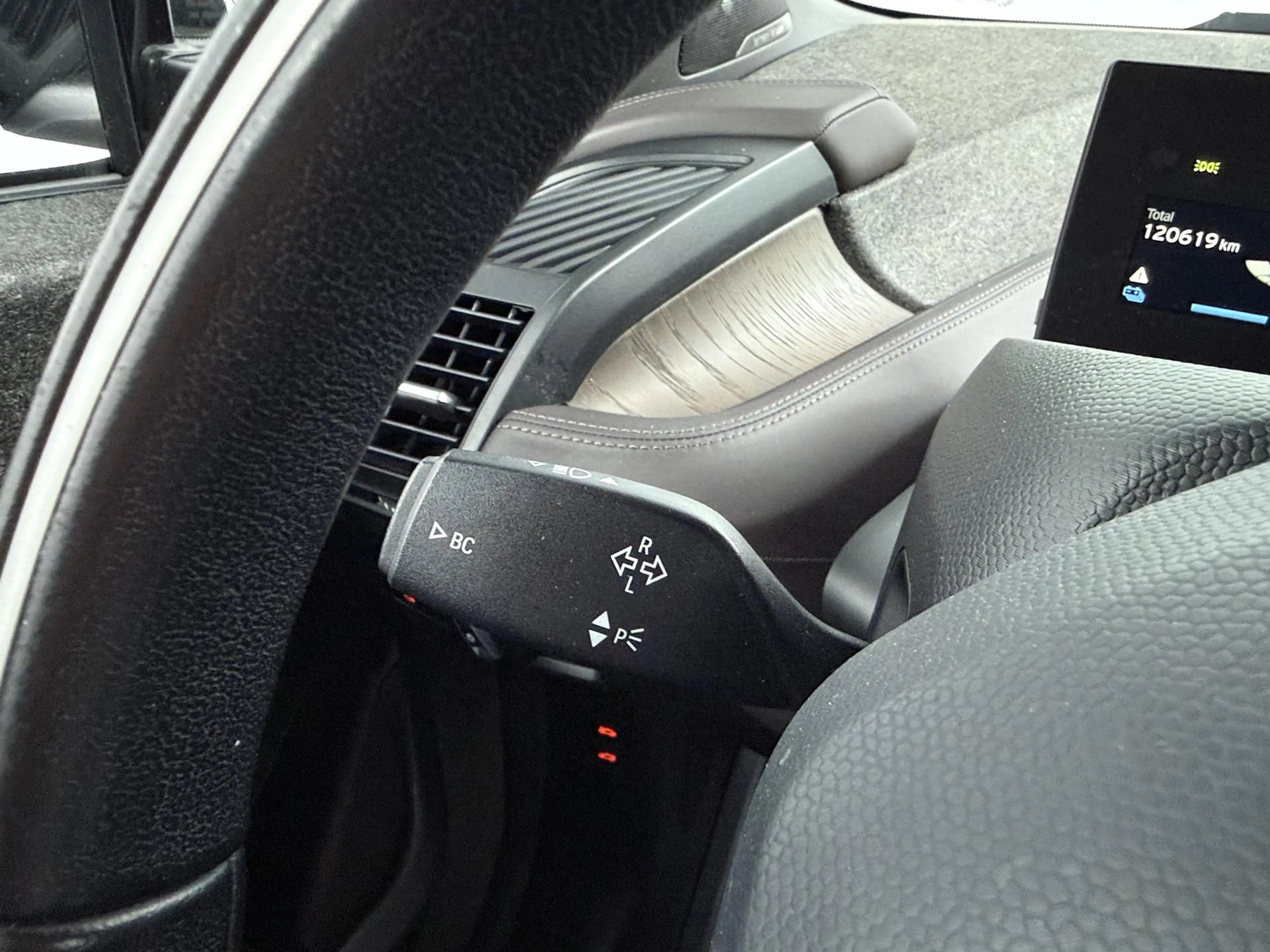 BMW i3 S 94Ah 33 kWh SoH 86,9% | ACC | Panoramadak | Warm — photo 25