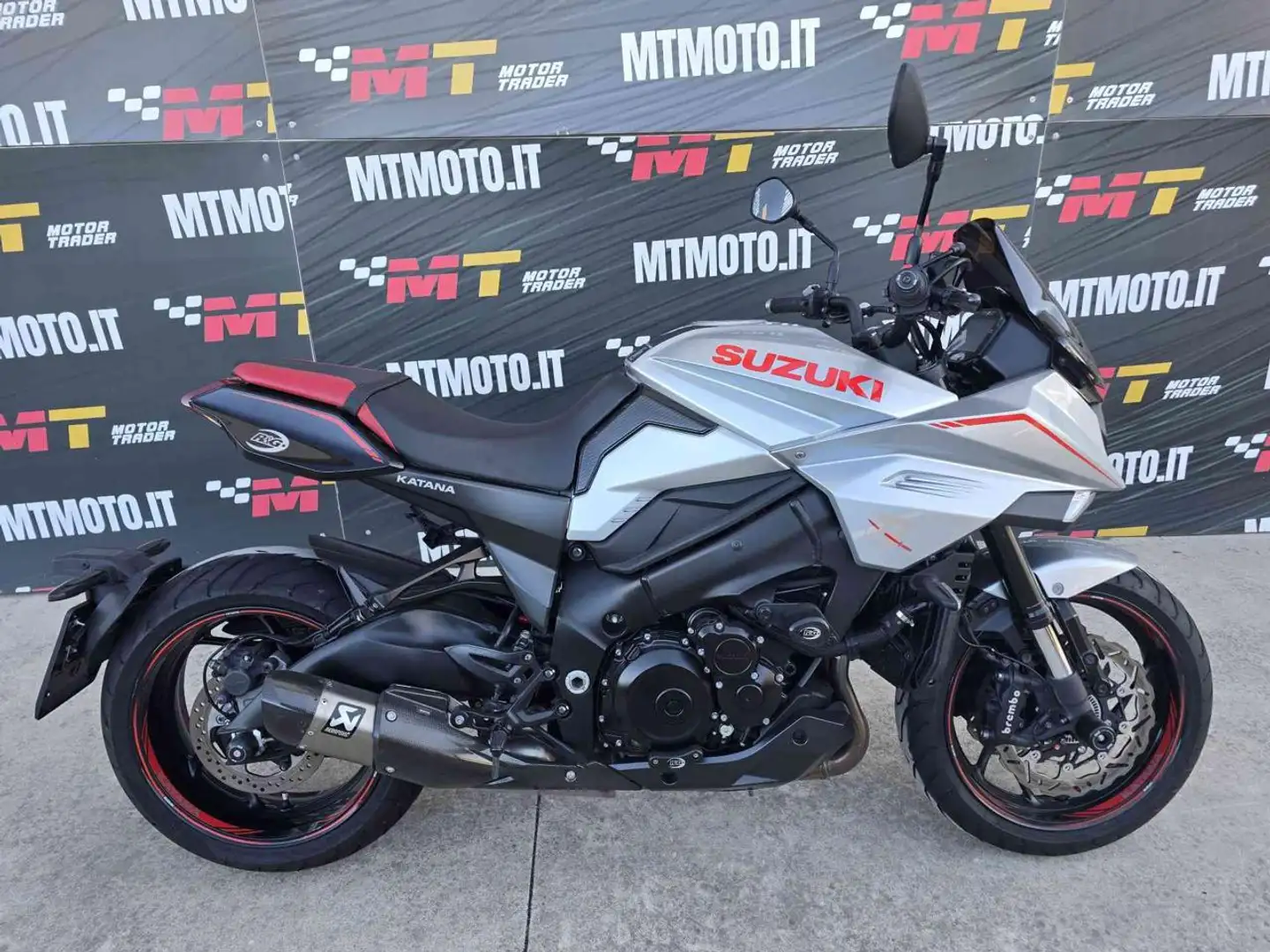 Suzuki Katana 1000 Video 360 Akrapovic Grigio - 1
