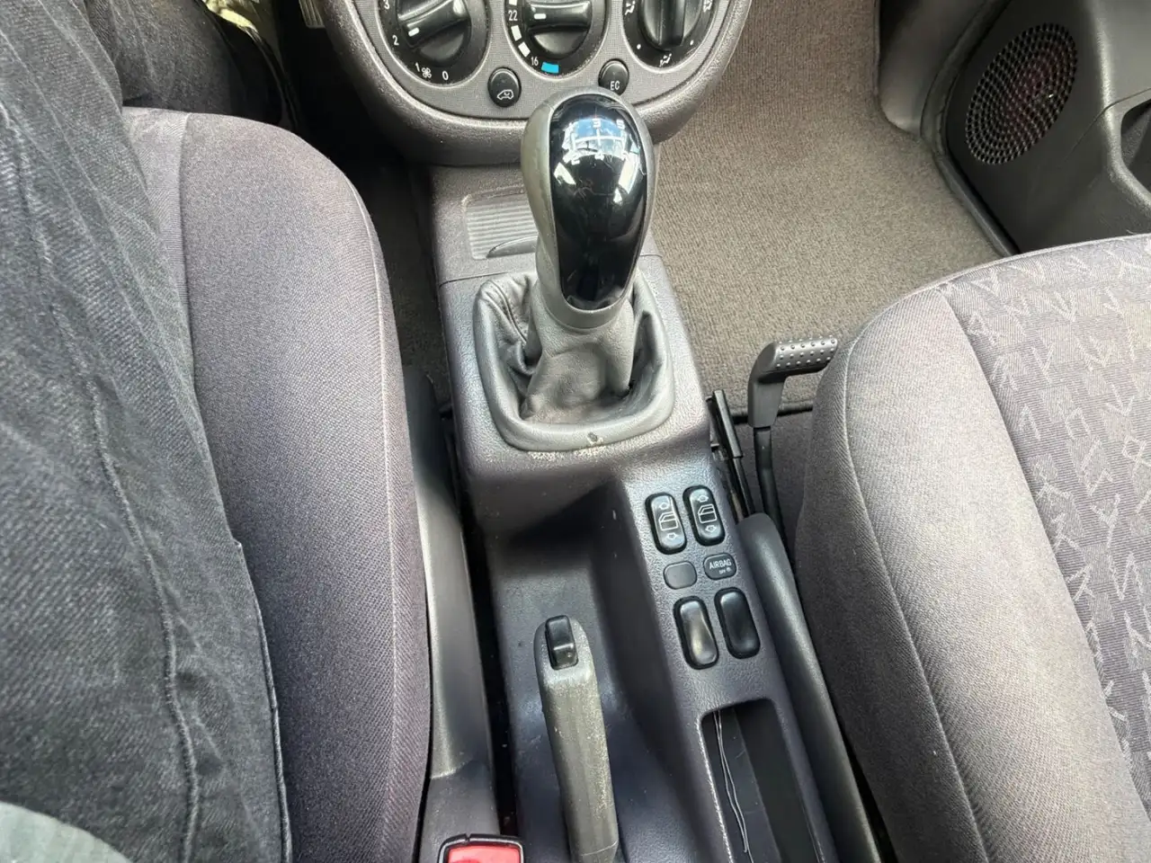 Mercedes-Benz A 140, foto 10