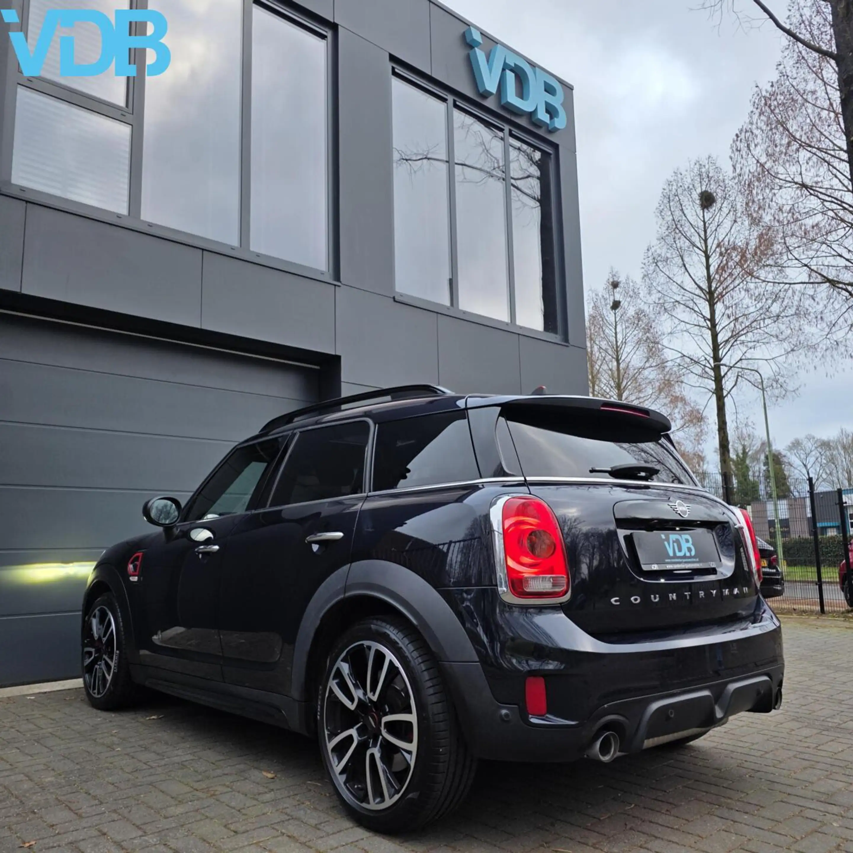 MINI John Cooper Works Countryman 2.0 ALL4 PANO SFEER H&K — photo 9