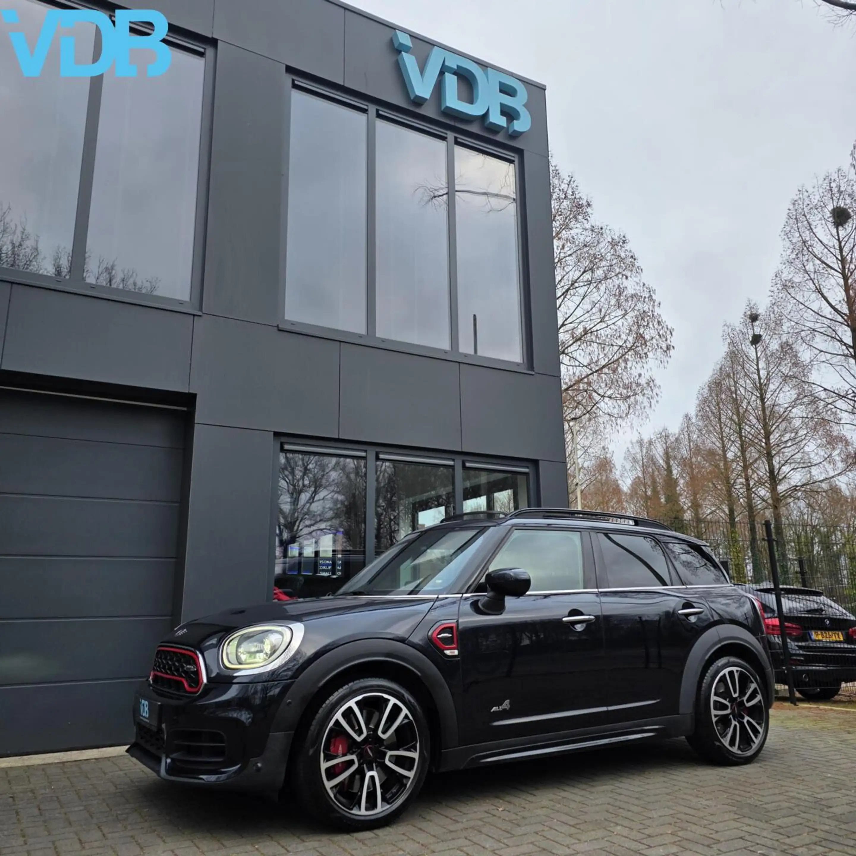 MINI John Cooper Works Countryman 2.0 ALL4 PANO SFEER H&K — photo 2