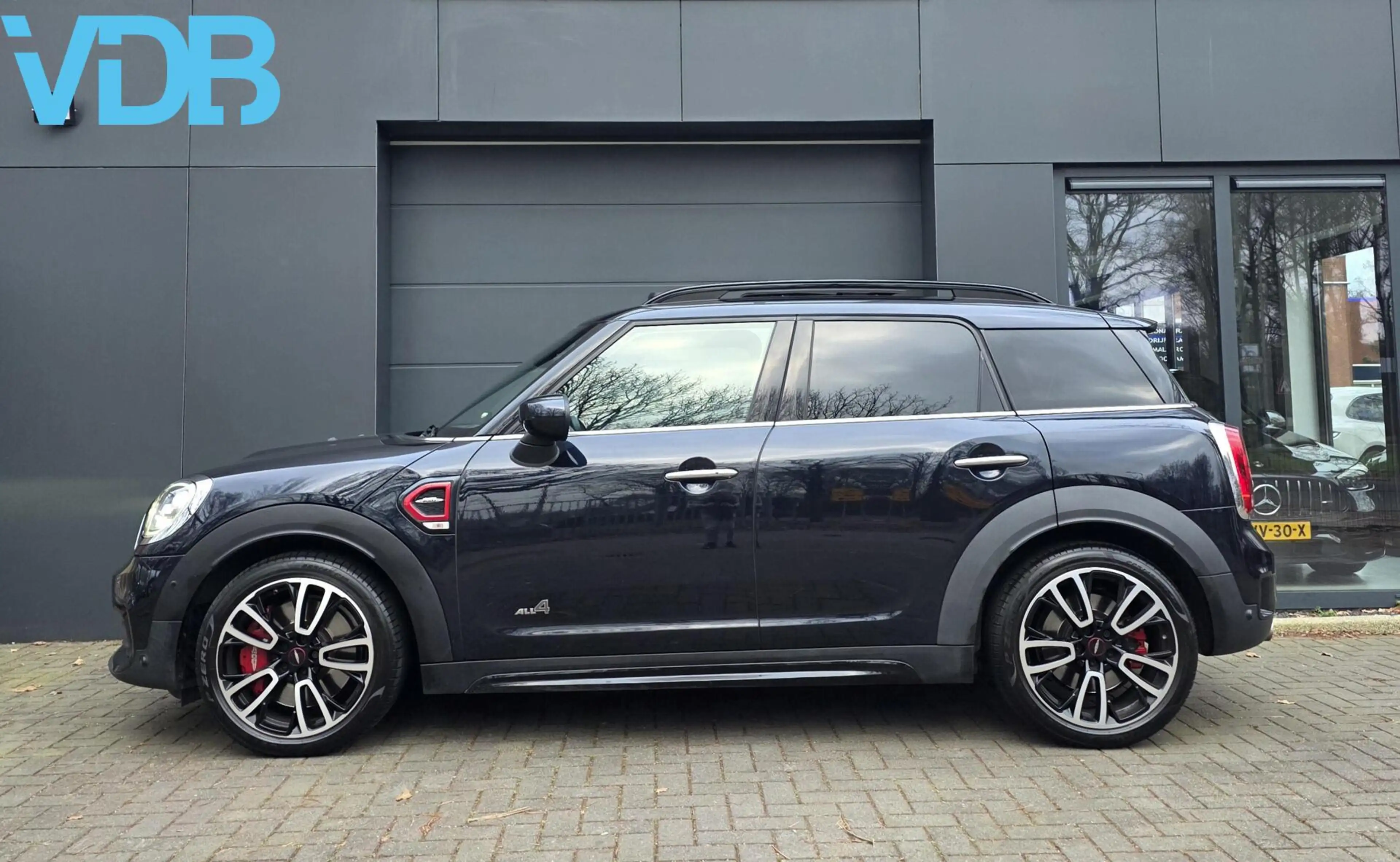 MINI John Cooper Works Countryman 2.0 ALL4 PANO SFEER H&K — photo 6