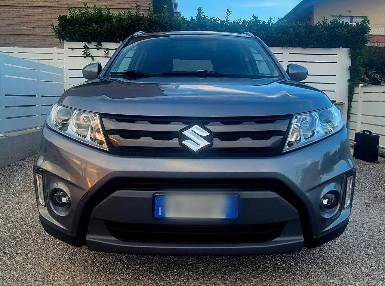 Suzuki Vitara 1.6 ddis V-Top s&s 2wd — photo 1 of 10