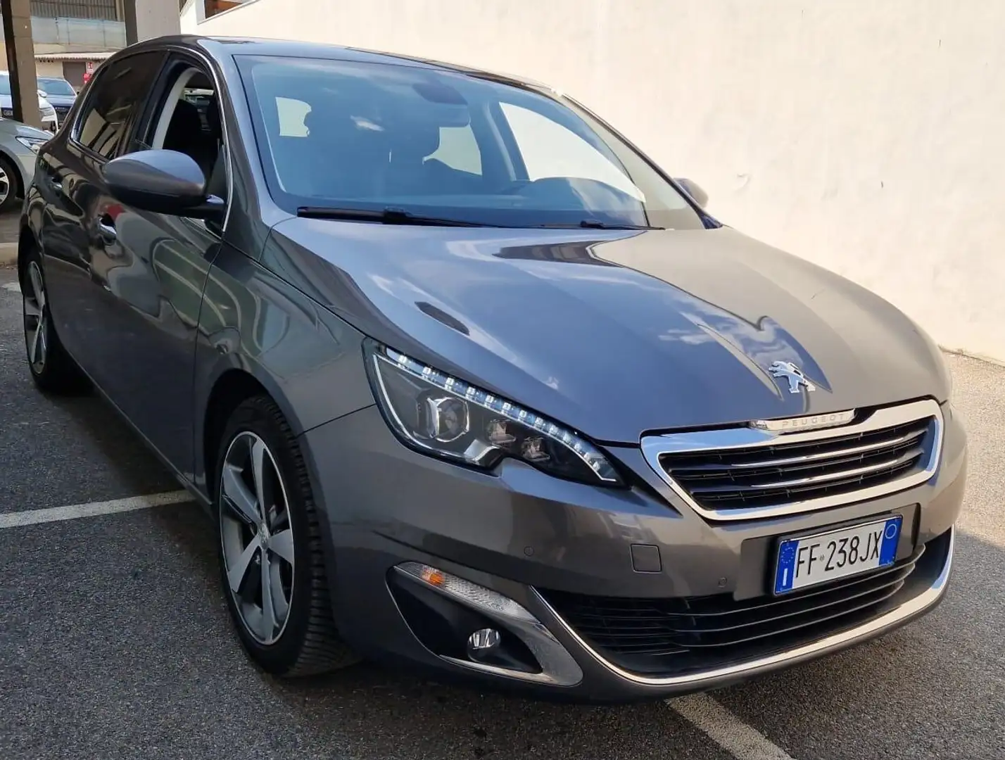 Peugeot 308 308 BlueHDi 120 S&S GT Line Gris - 1