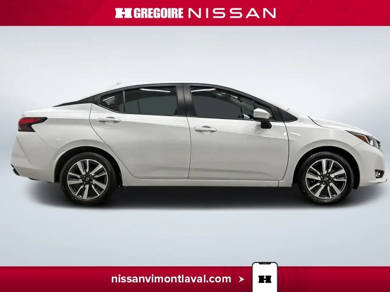 Nissan Versa снимка Nissan Versa