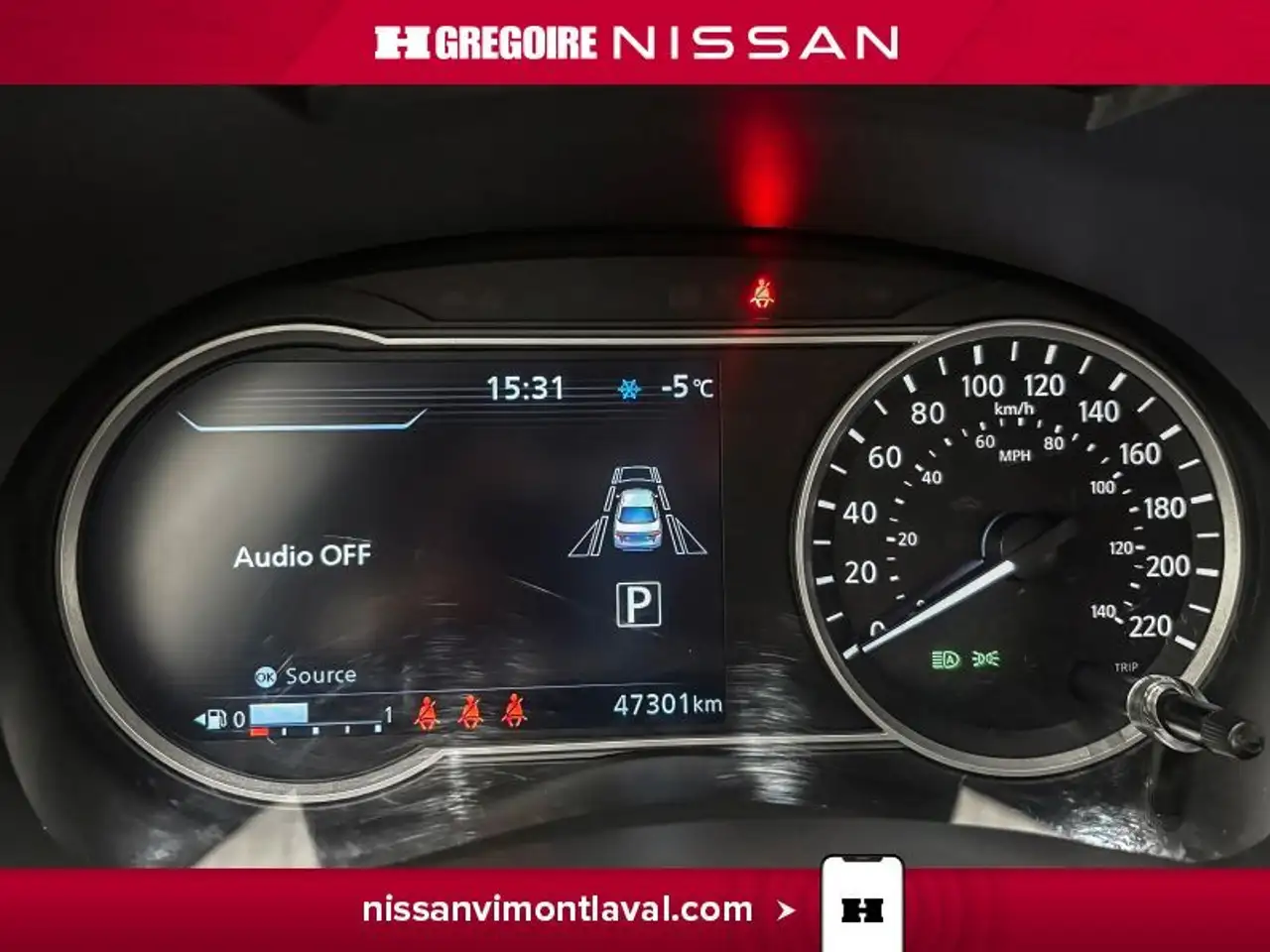 Nissan Versa снимка Nissan Versa
