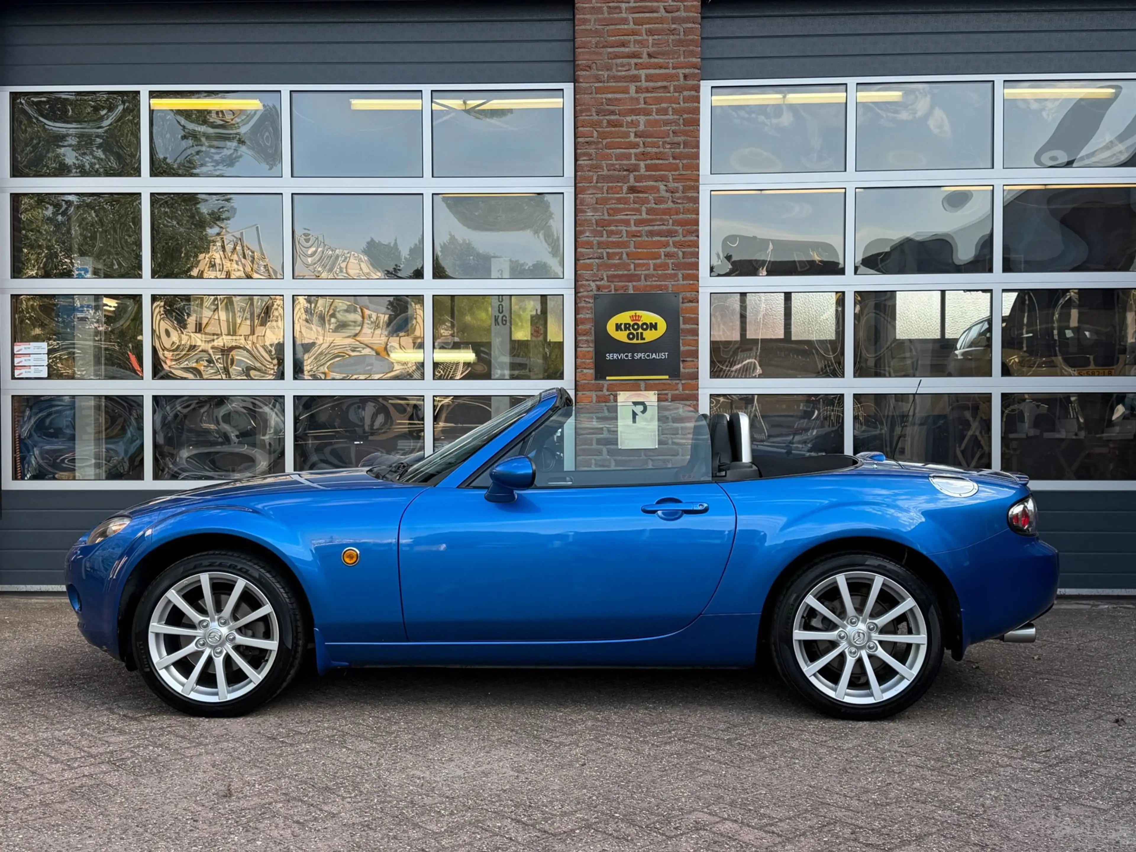 Mazda MX-5 2.0 S-VT Executive, Hardtop, leder, stoelverw, Air — photo 2