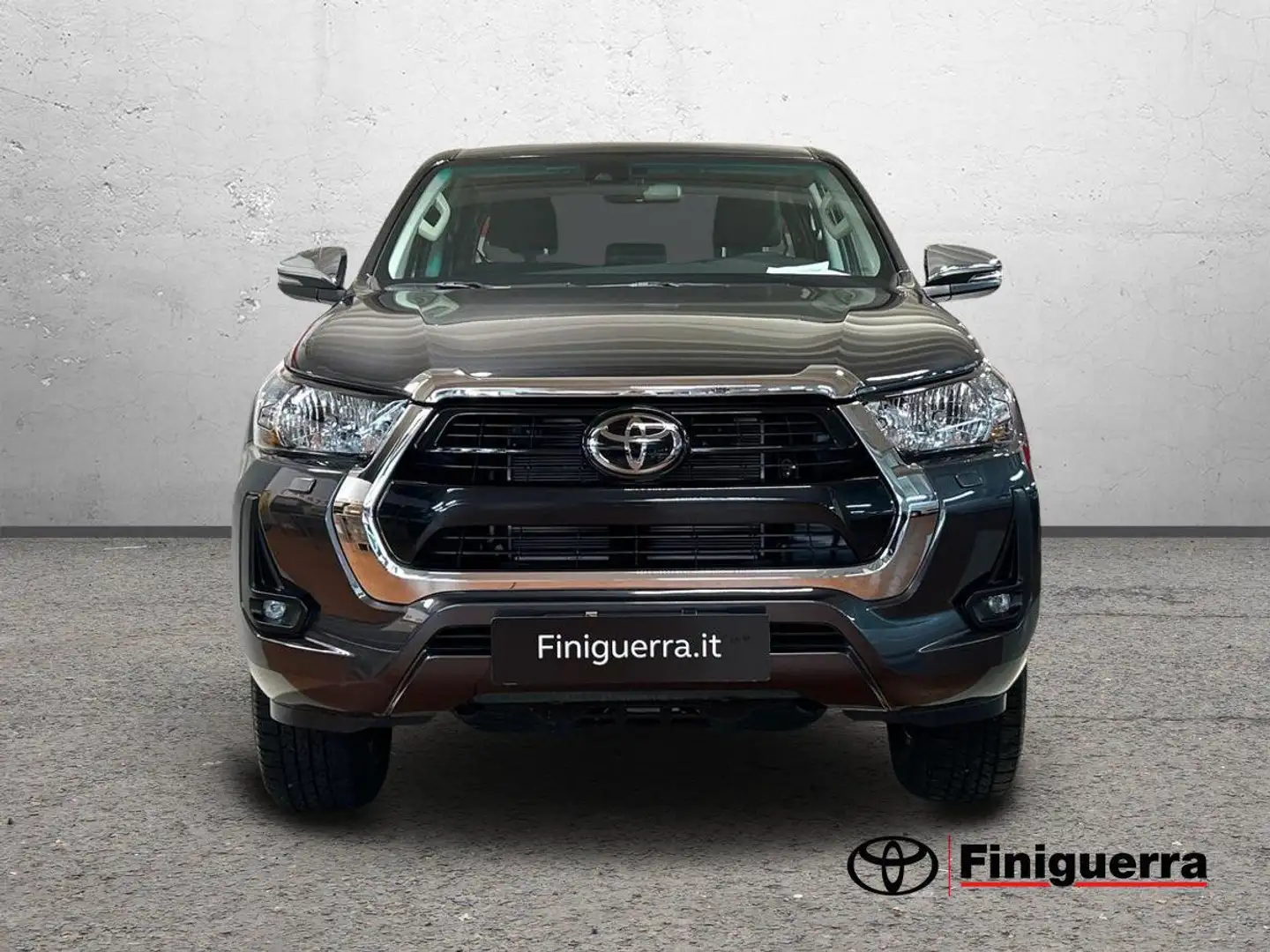 Toyota Hilux HILUX 2.8 DC LOUNGE MANUALE 204 CV MY 25 Grigio - 2