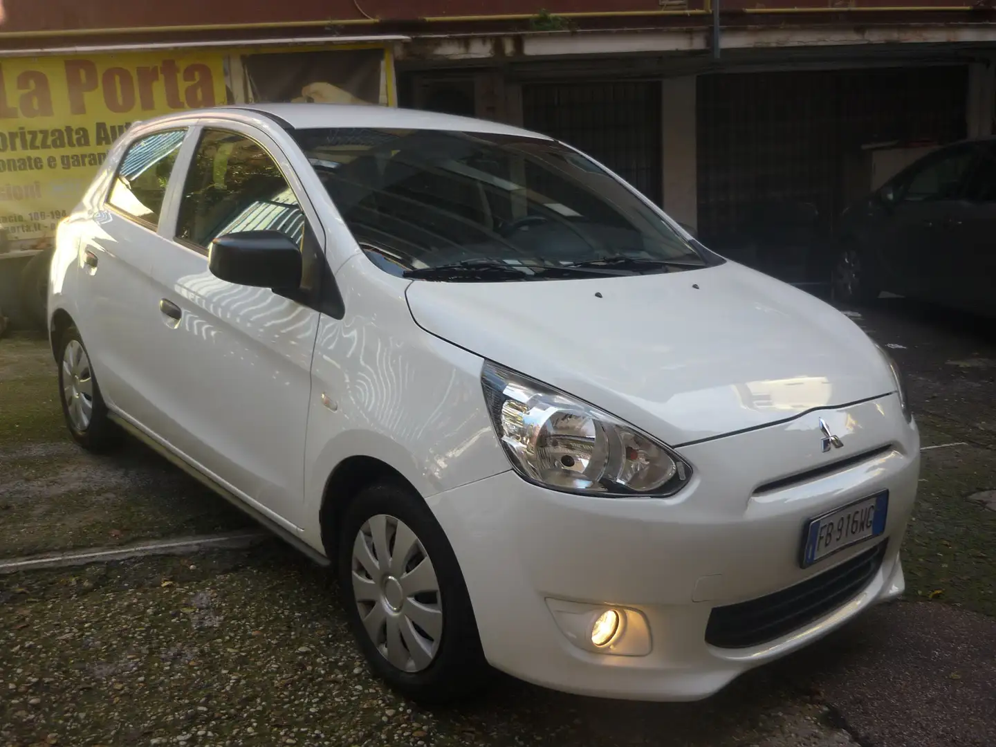 Mitsubishi Space Star Space Star II 2013 1.0 cleartec Invite Gpl Euro 6 Wit - 2