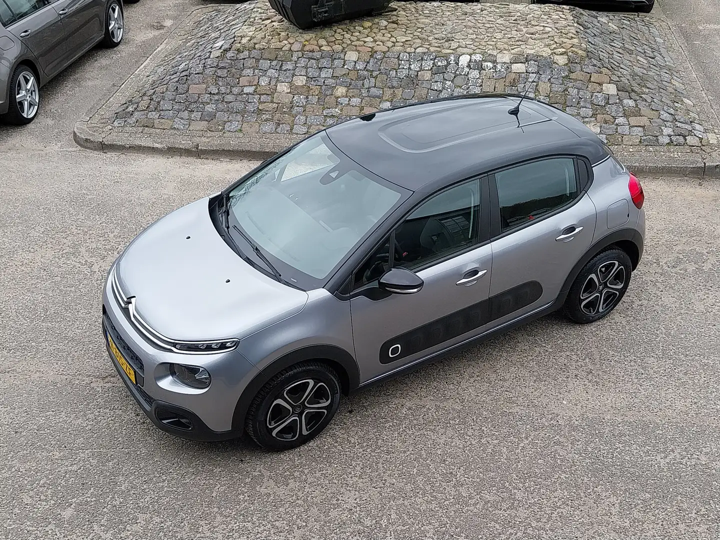 Citroen C3 1.2 PureTech S&S Feel Edition APPLE CARPLAY LED NA Gris - 2