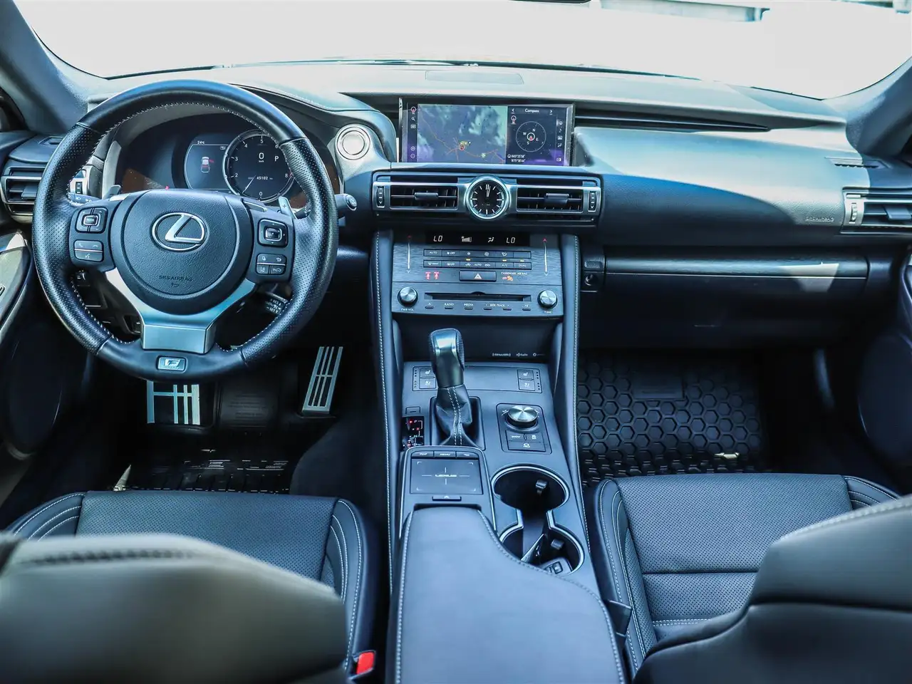Lexus RC 300 снимка Lexus RC 300