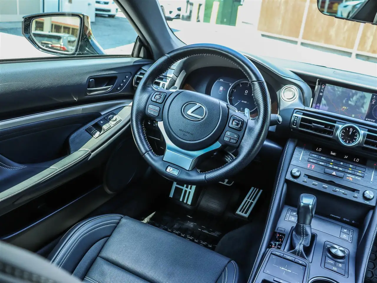 Lexus RC 300 снимка Lexus RC 300