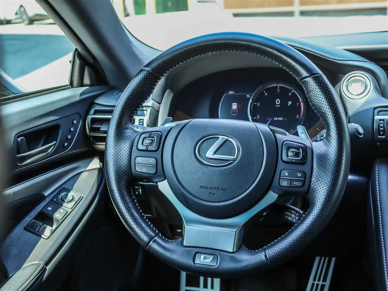 Lexus RC 300 снимка Lexus RC 300