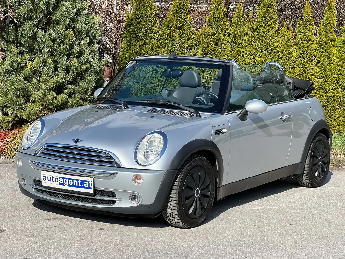MINI Cooper Cooper Cabrio 1.6 Grau - 1