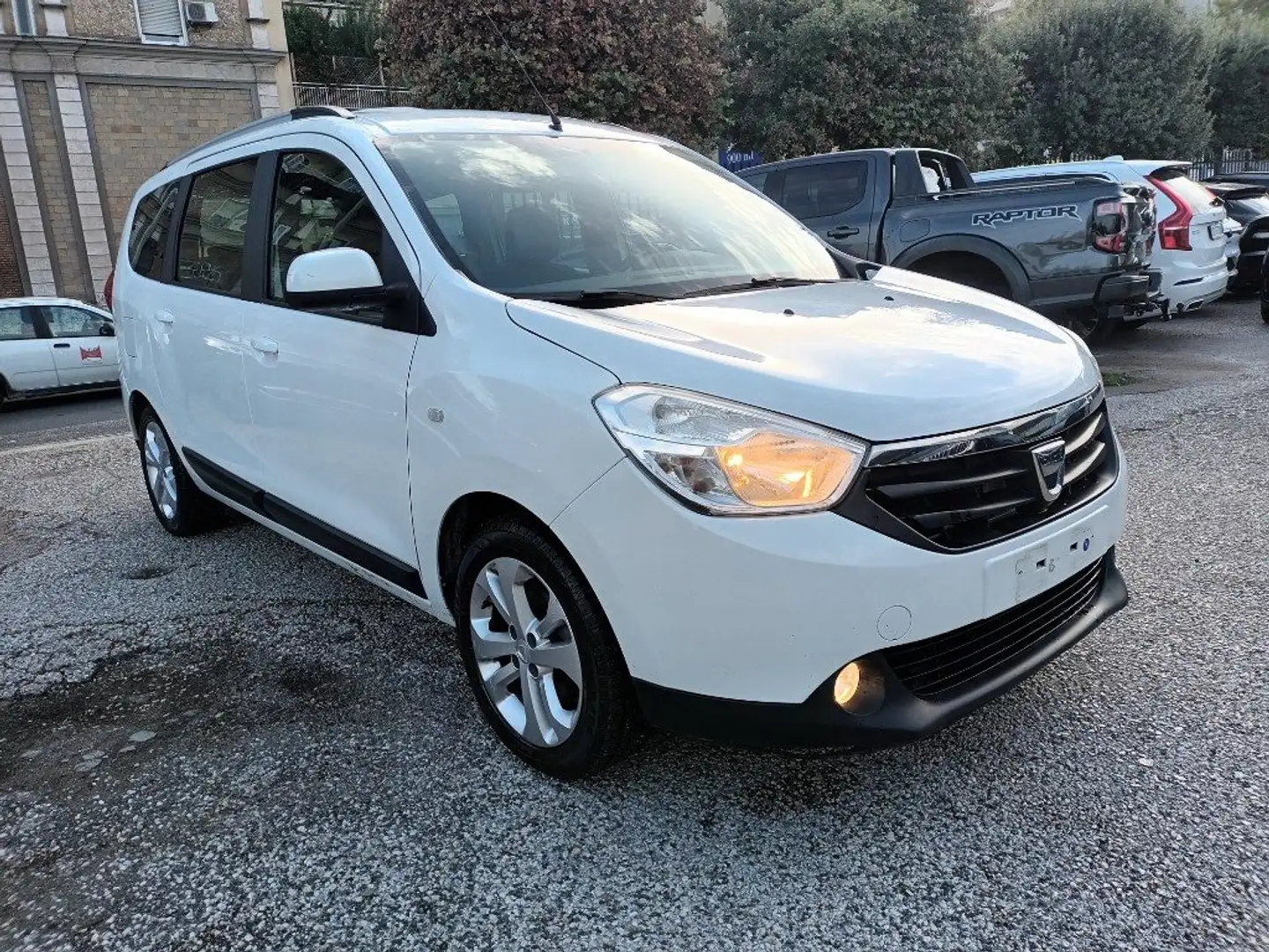 Dacia Lodgy 1500 DCI PRESTIGE 110CV 7POSTI NAVI PDC"16 ITALIA Bianco - 1