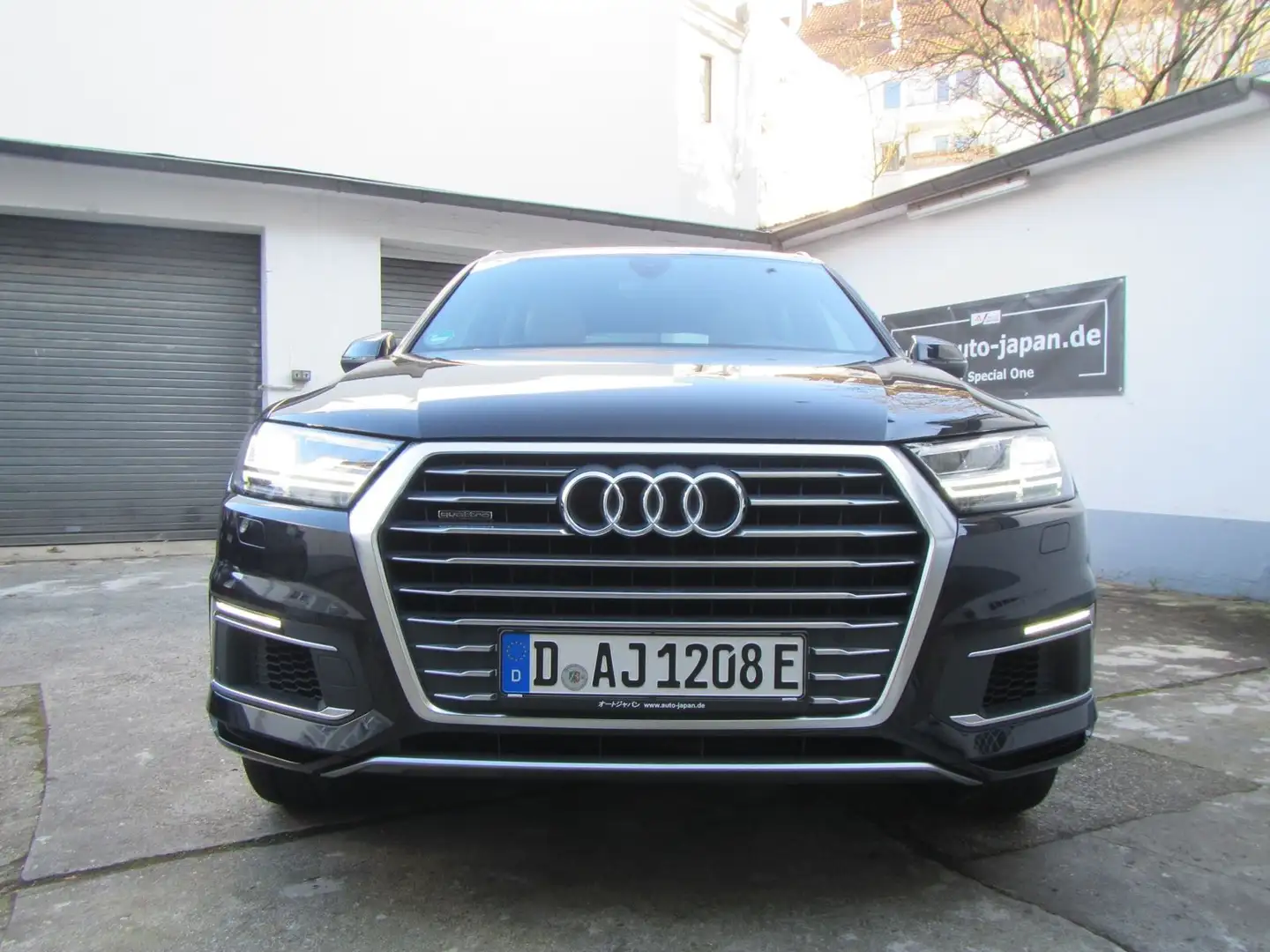 Audi Q7 3.0 TDI e-tron quattro Schwarz - 2