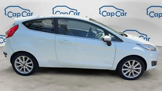 Ford Fiesta view 4